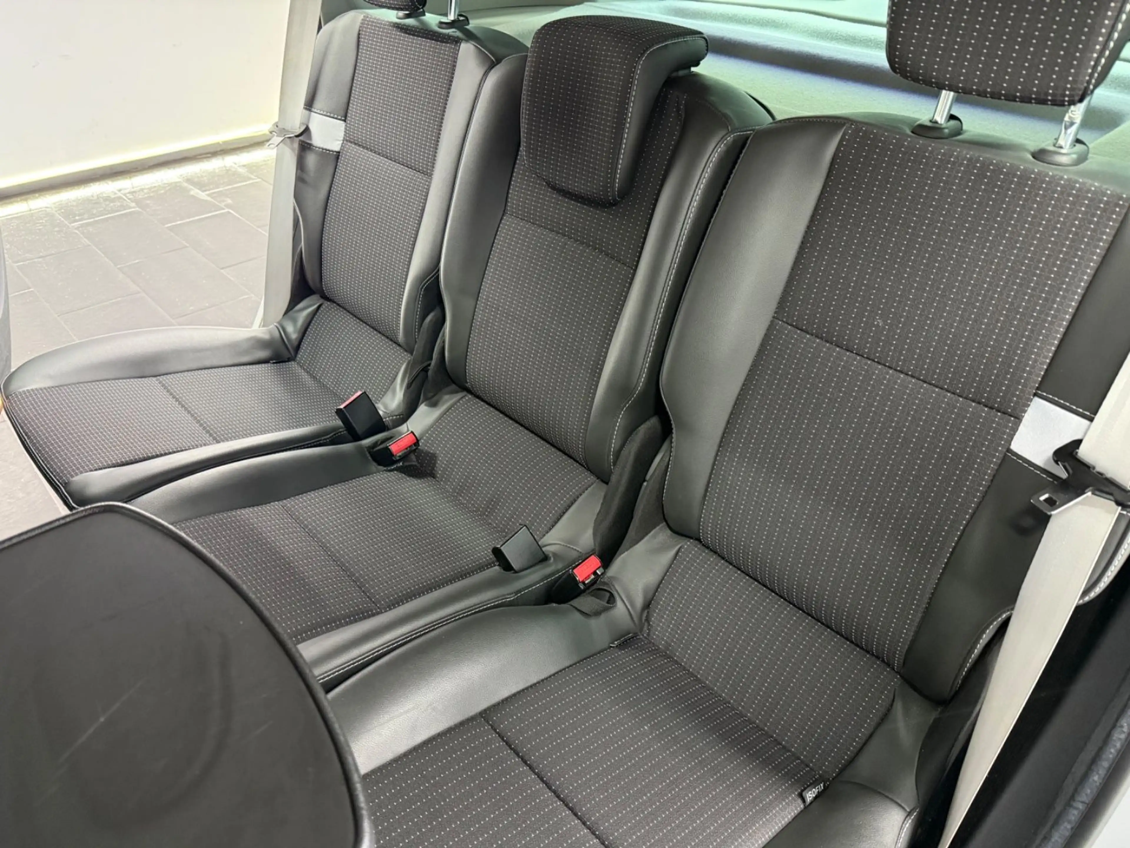 Renault Scenic III BOSE Edit. 1H LEDER NAVI KEY PDC SZHG — photo 13