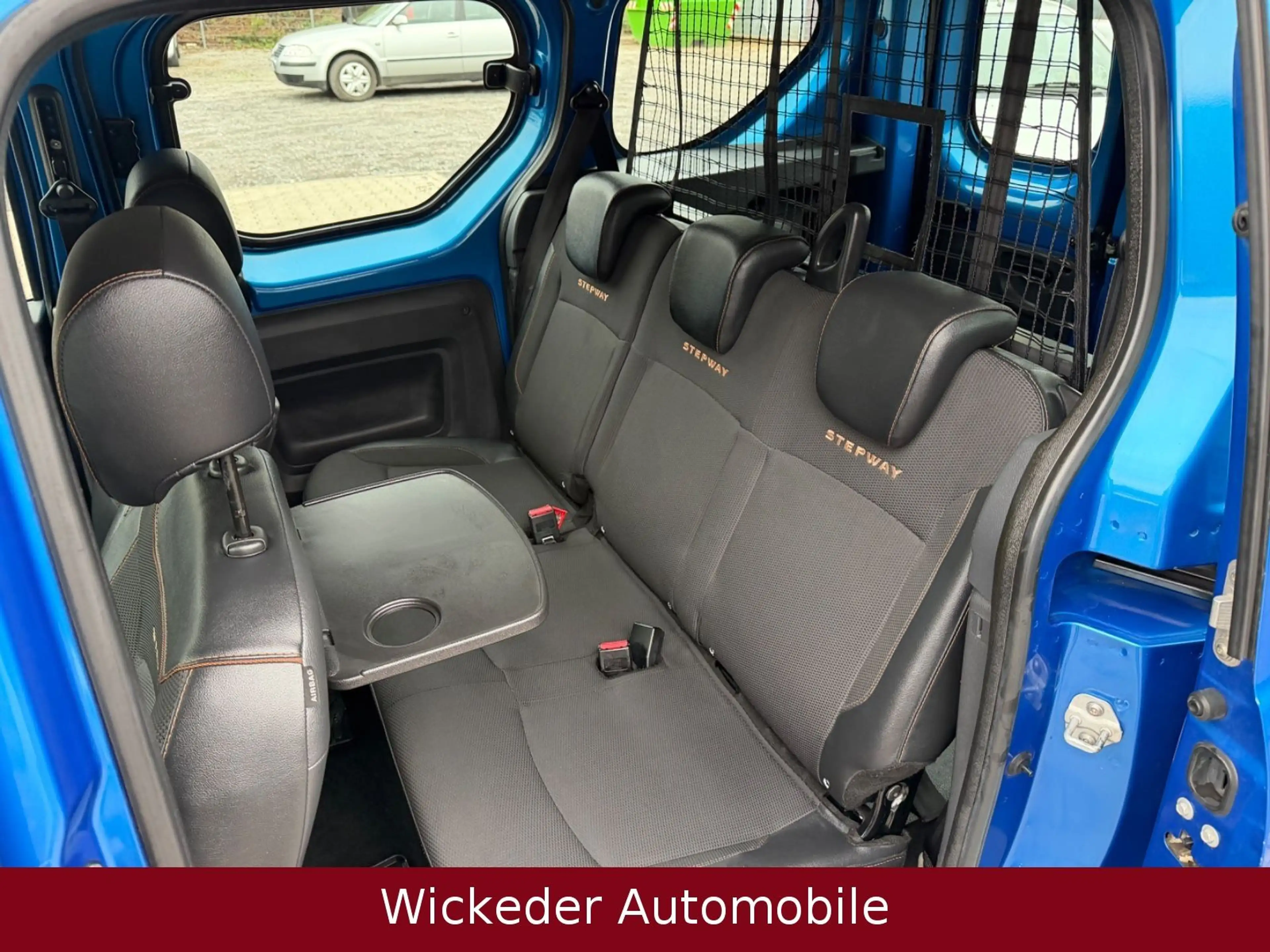 Dacia Dokker Stepway Celebration/Tüv Neu — photo 8