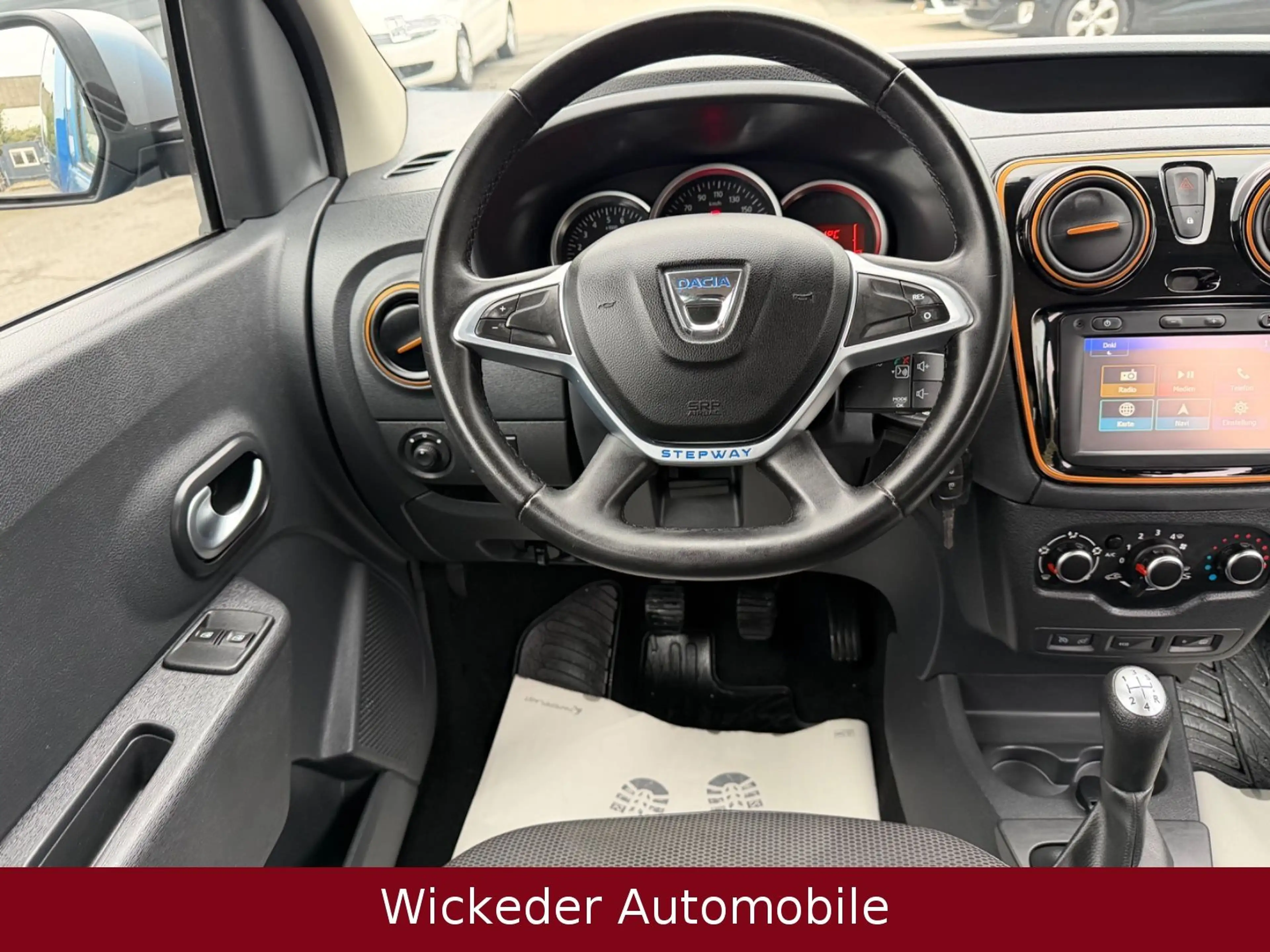 Dacia Dokker Stepway Celebration/Tüv Neu — photo 11