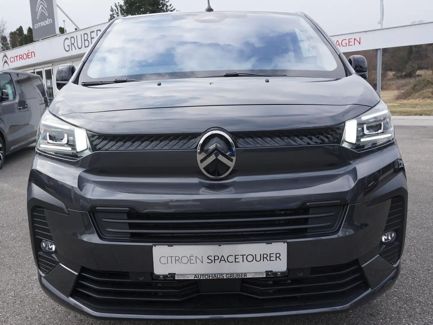 Citroen Spacetourer HDi 180 M Bussiness Lounge Grau - 2