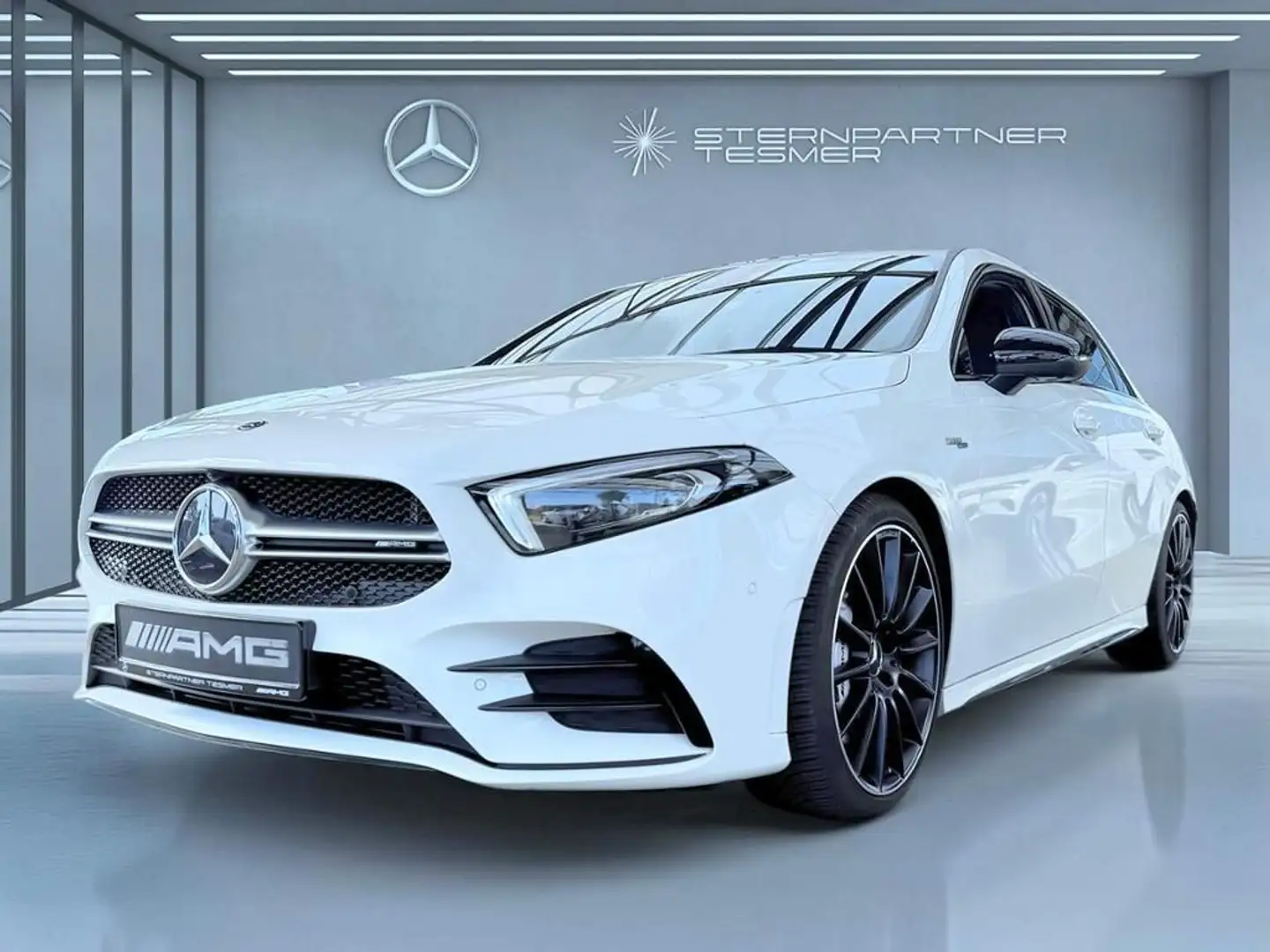 Mercedes-Benz A 35 AMG AMG A 35 4M , Night, 360°,aug. reality,Totwinkel Weiß - 2