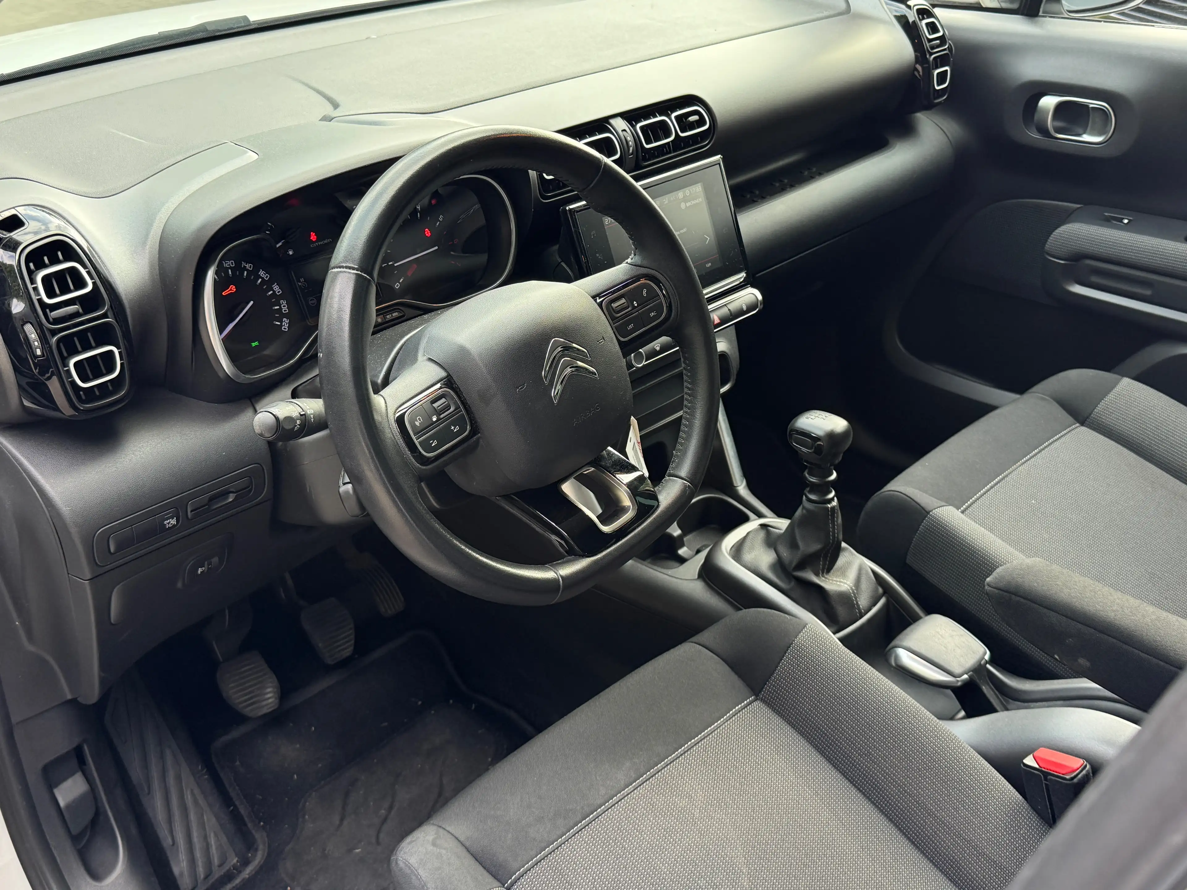 Citroen C3 Aircross 1.2 Business GPS CarPlay CruiseCntrl Airco — photo 13