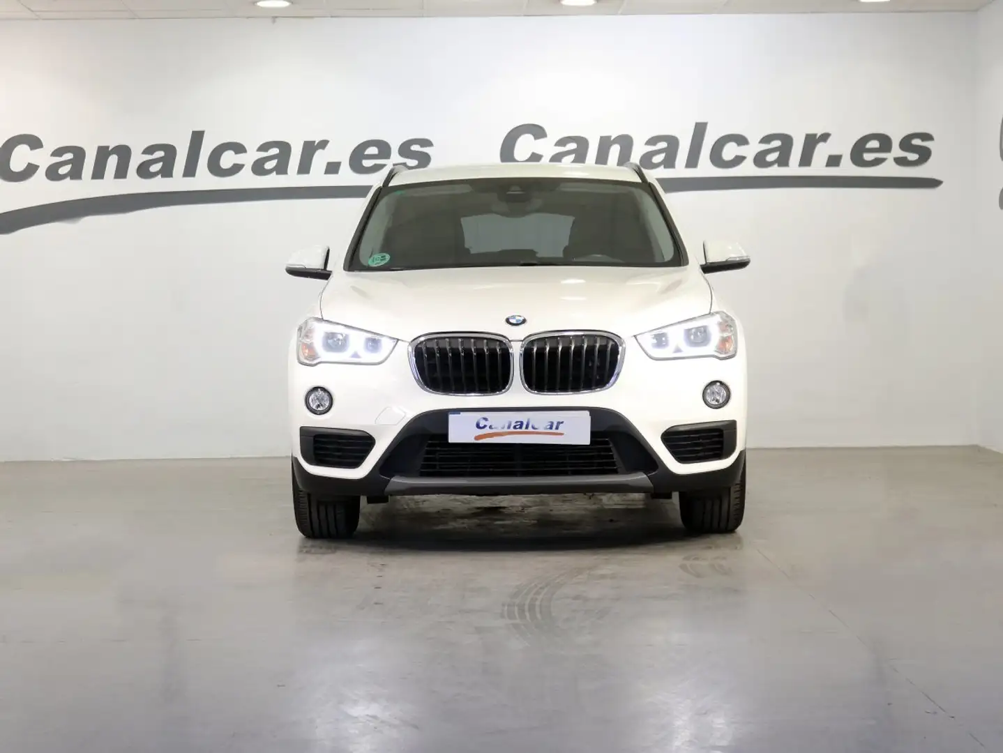 BMW X1 sDrive 18dA Bianco - 2