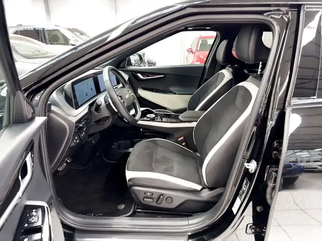 Kia Ev6 view 8