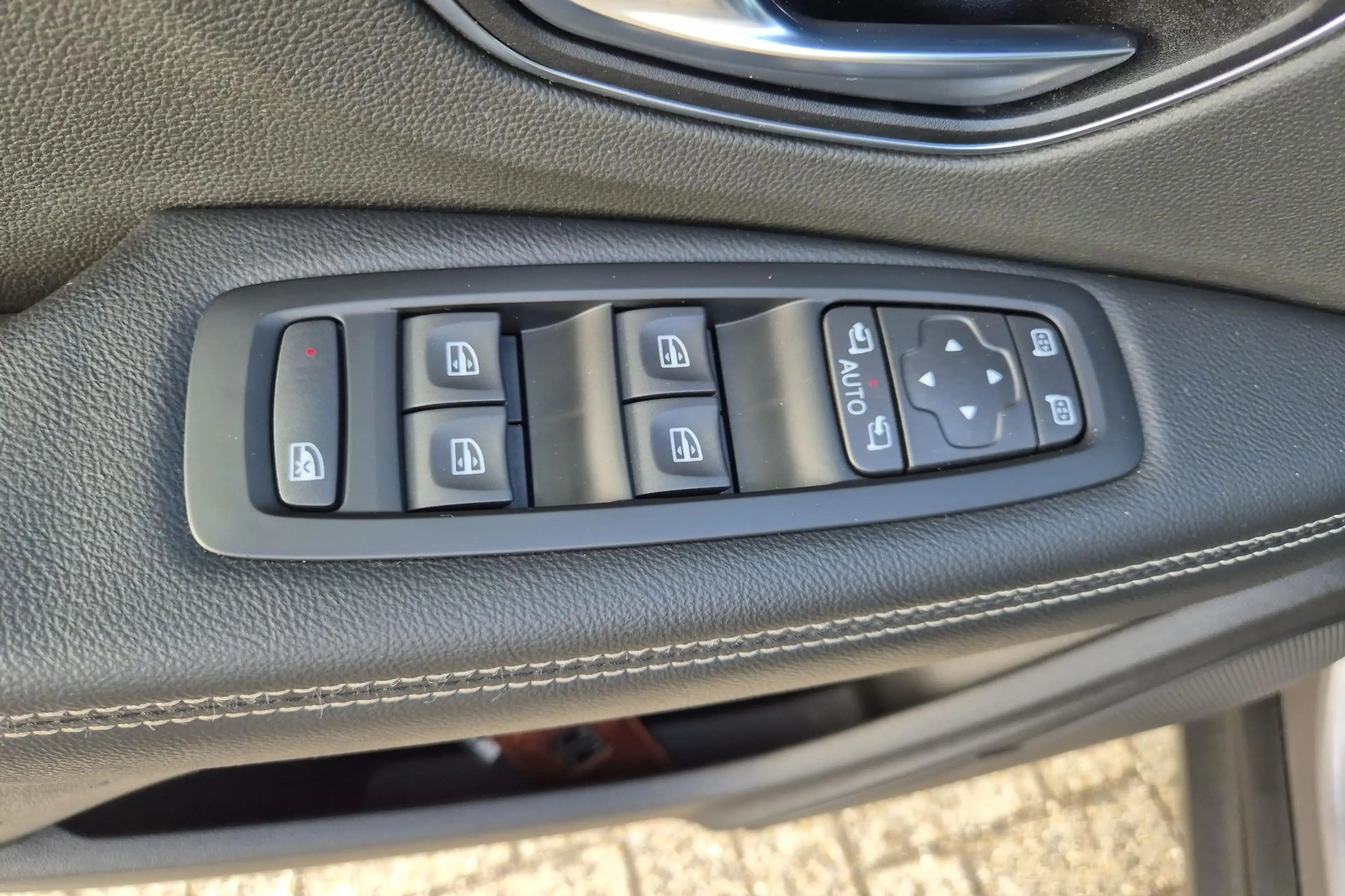 Renault Grand Scenic 1.2 TCe Intens — photo 13