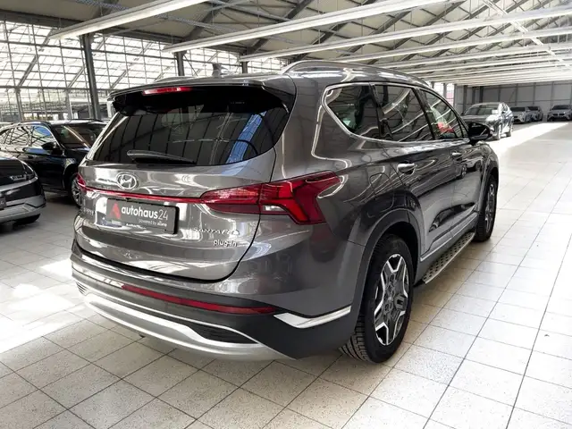 Hyundai Santa Fe view 5