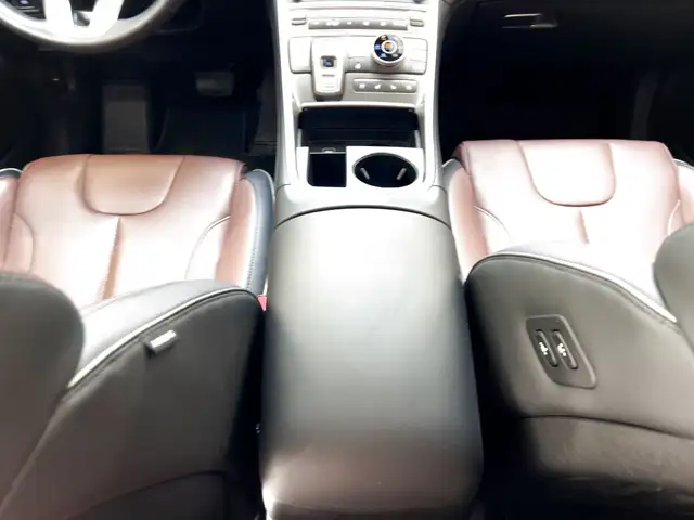 Hyundai Santa Fe view 14