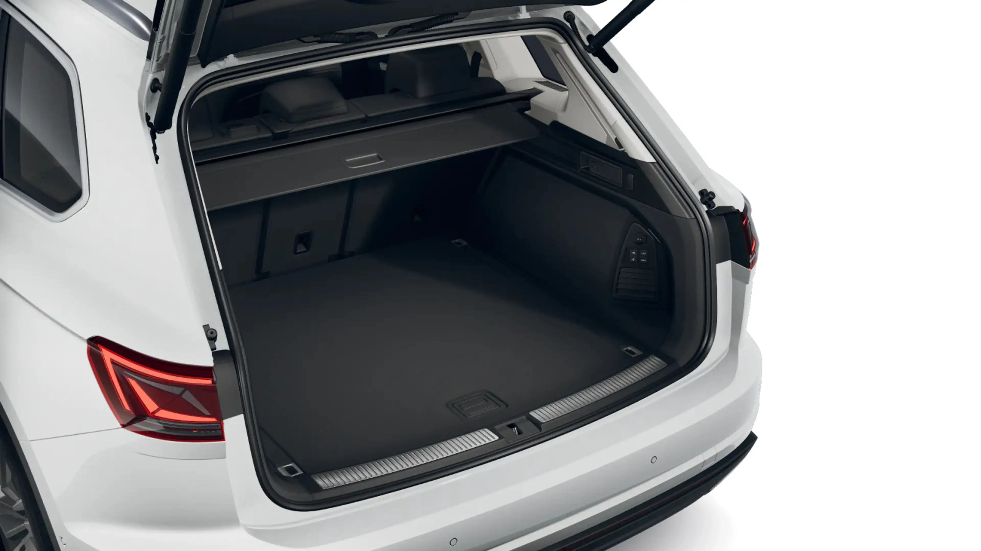 Volkswagen Touareg 3.0 TDI DSG 4M FINAL EDITION LUFT AHK IQ — photo 8