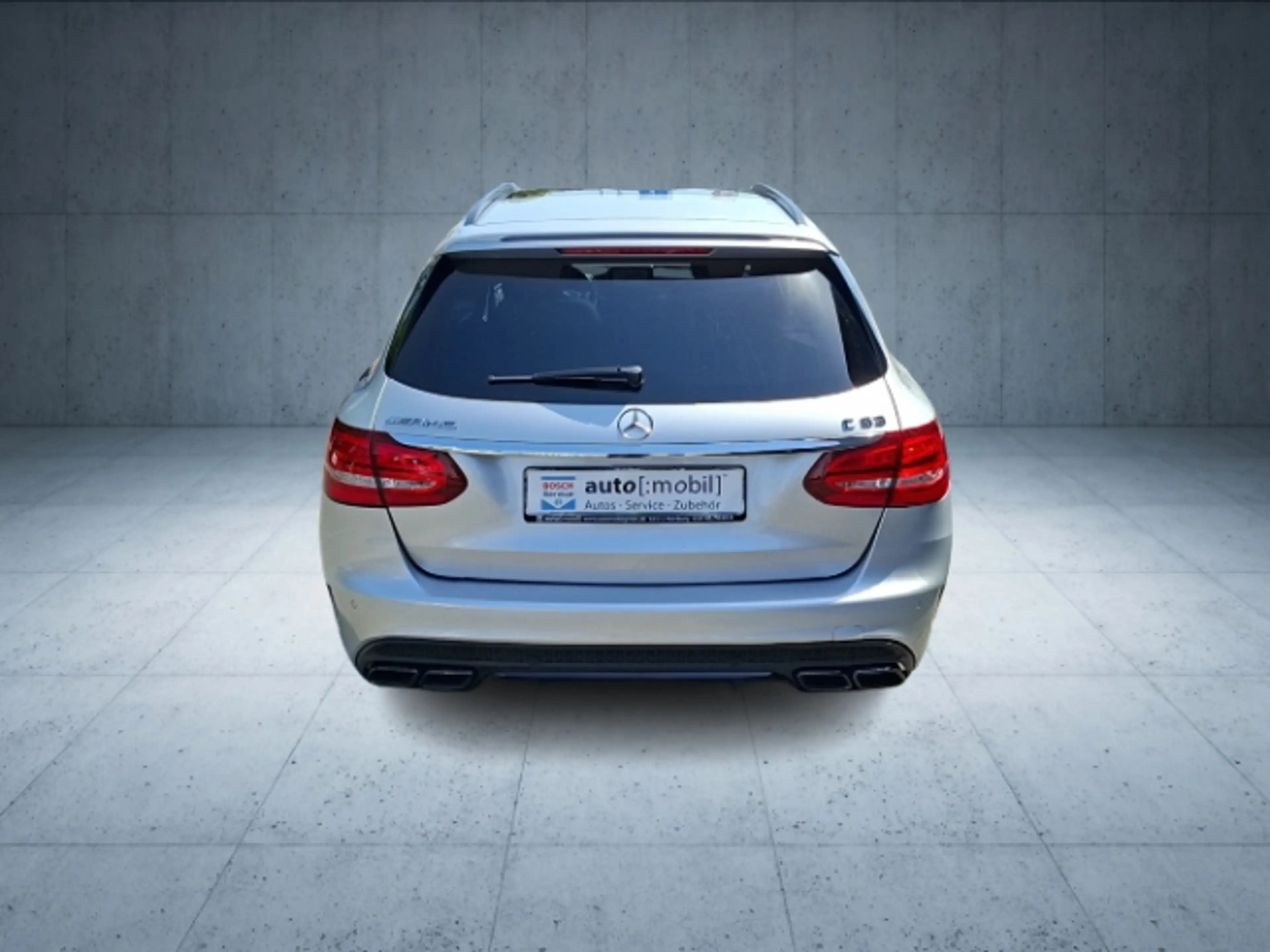 Mercedes-Benz C 63 AMG T-Modell NAVI PDC SHZ LED PANO — photo 5
