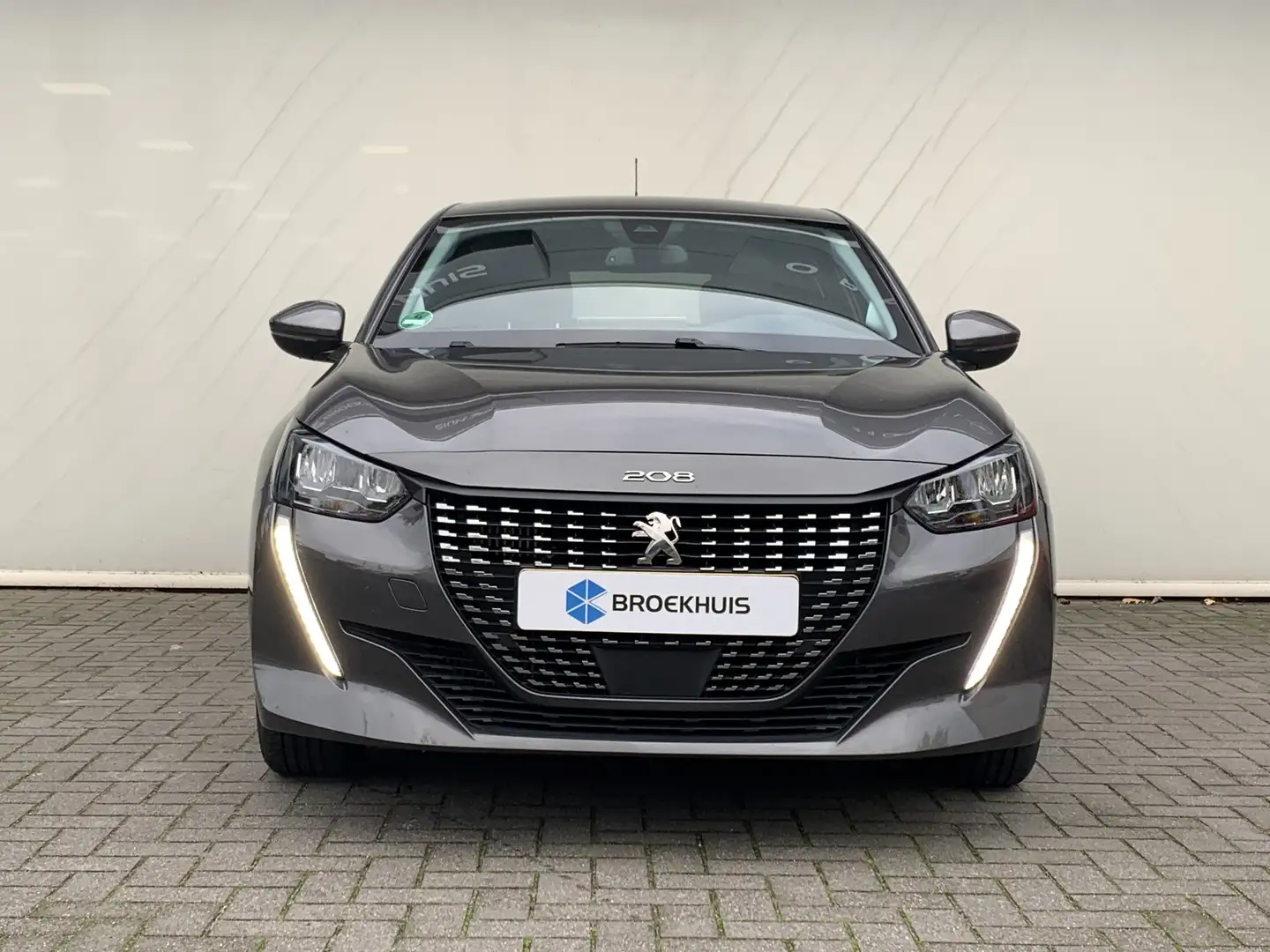 Peugeot 208 1.2 PureTech Allure Pack Airco | Camera | Cruise C Grijs - 2
