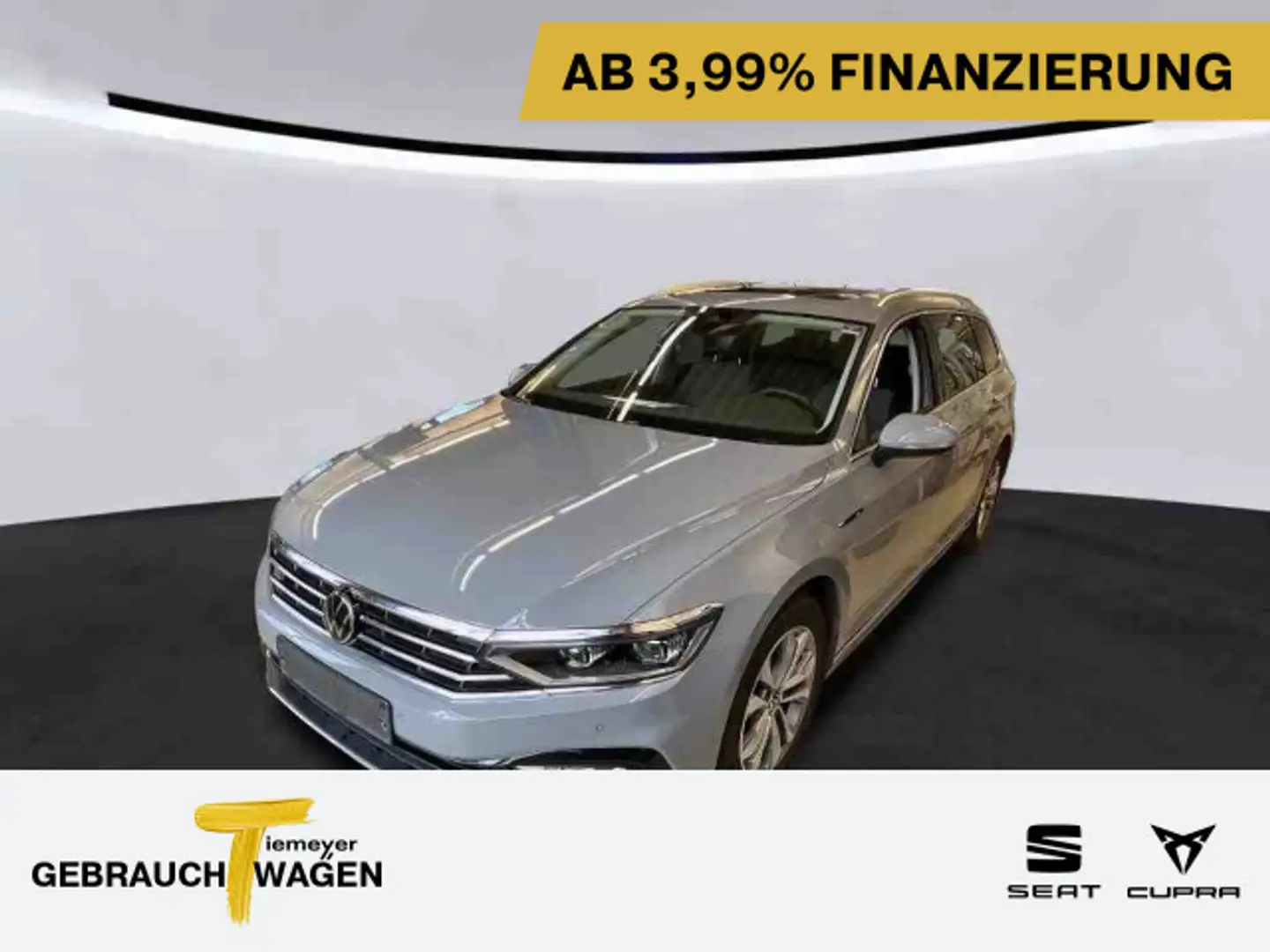 Volkswagen Passat Variant 1.5 TSI R-LINE PANO IQ.LIGHT LM17 Grau - 1
