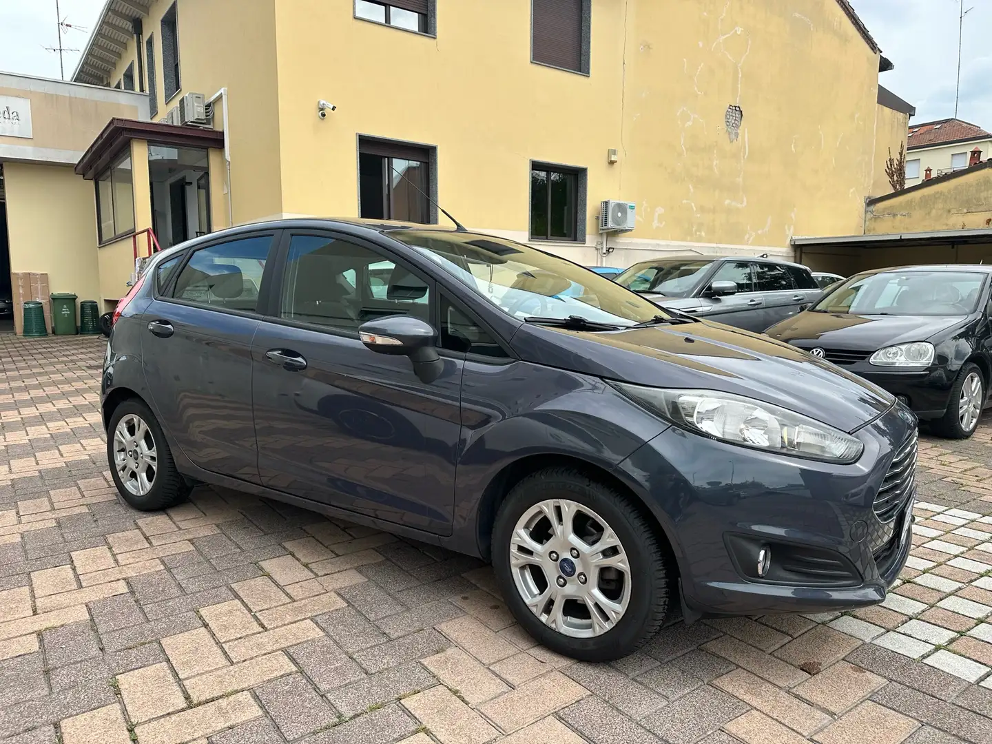 Ford Fiesta 5p 1.2 Titanium 60cv - 2
