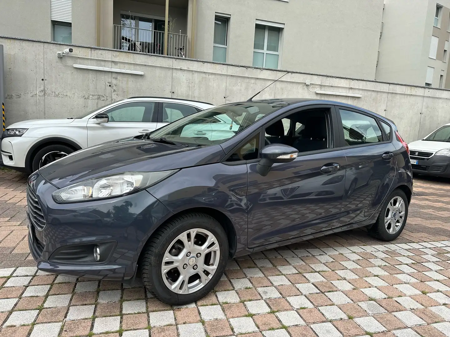 Ford Fiesta 5p 1.2 Titanium 60cv - 1