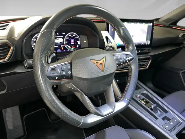Cupra Formentor view 8