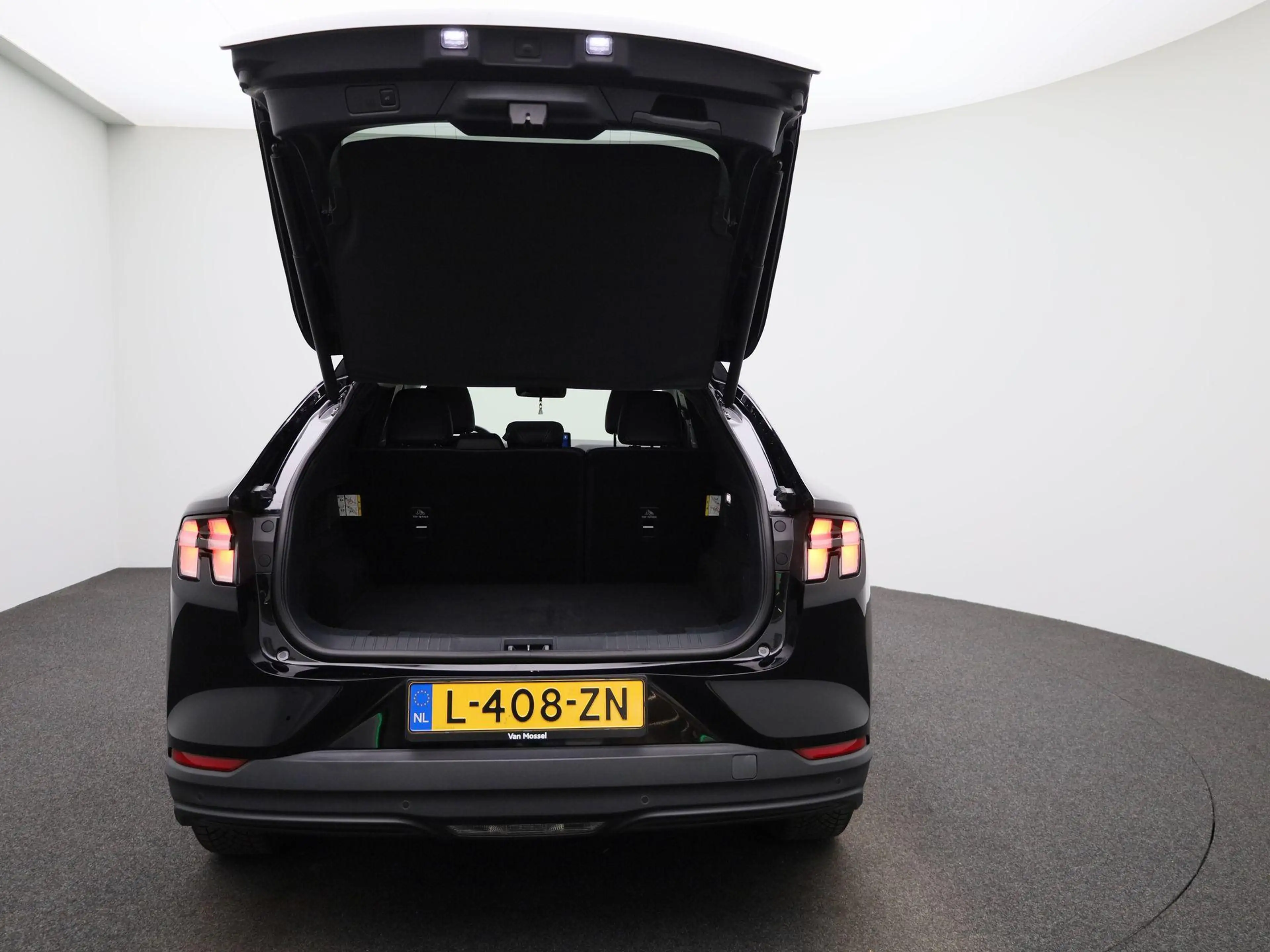 Ford Mustang Mach-E Extended RWD 98 kWh | Panoramadak | Adaptief Cruis — photo 11