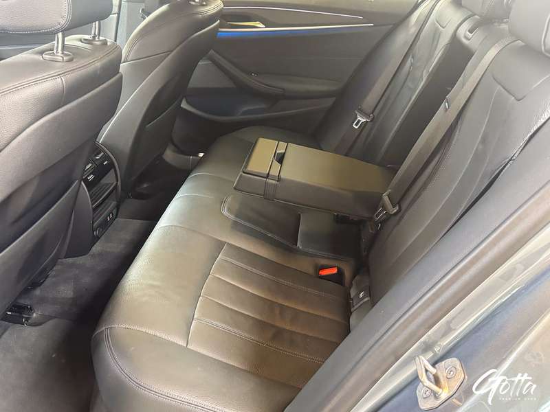 Photo du véhicule BMW 520
