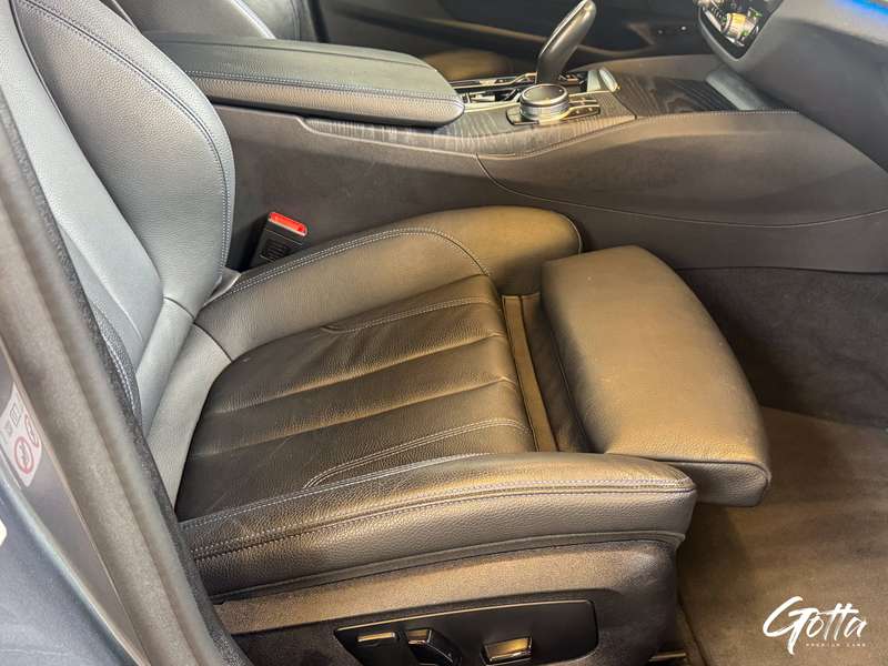 Photo du véhicule BMW 520