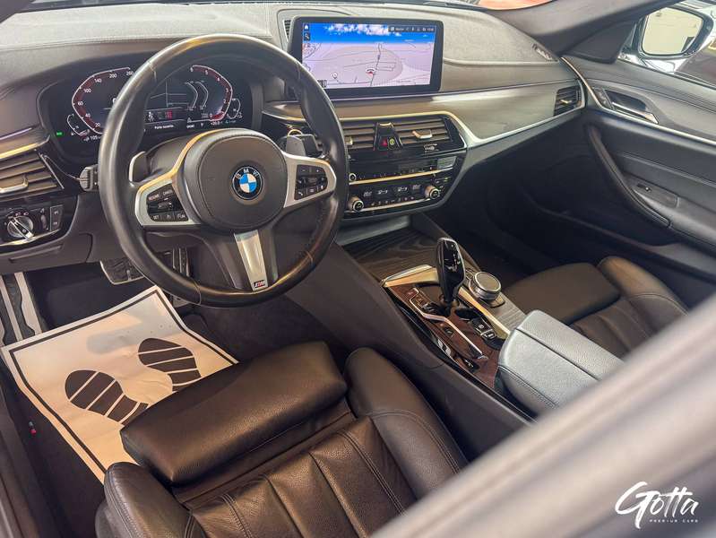 Photo du véhicule BMW 520