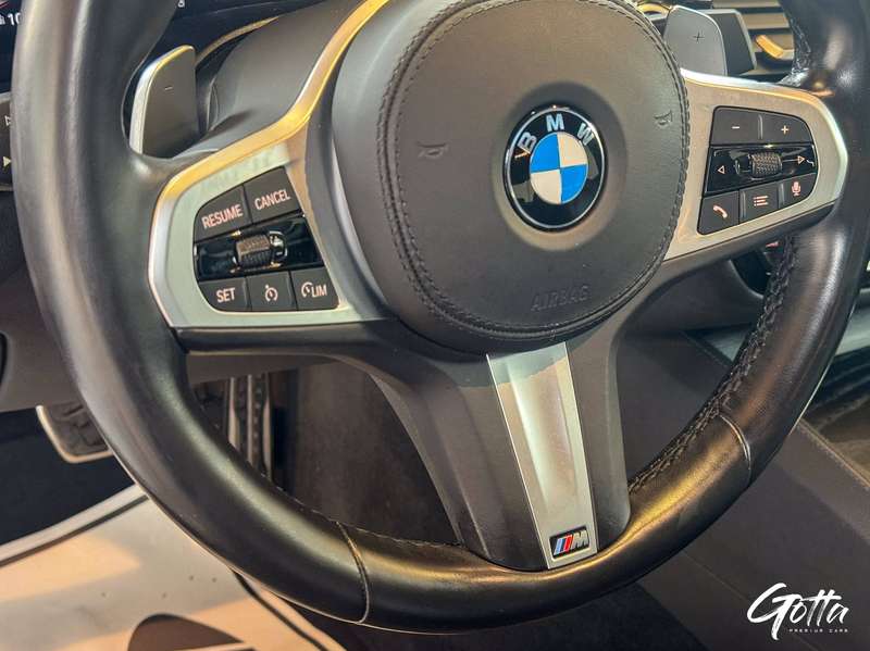 Photo du véhicule BMW 520