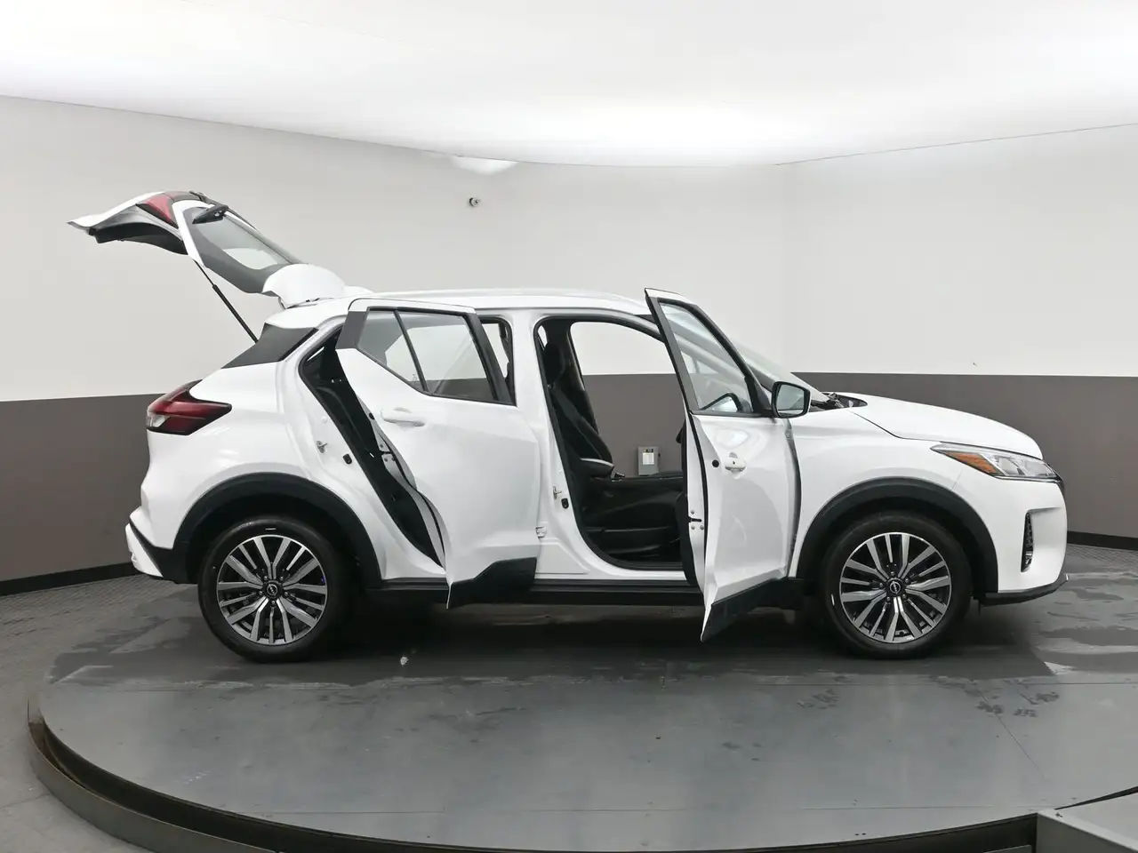 Nissan Kicks снимка Nissan Kicks