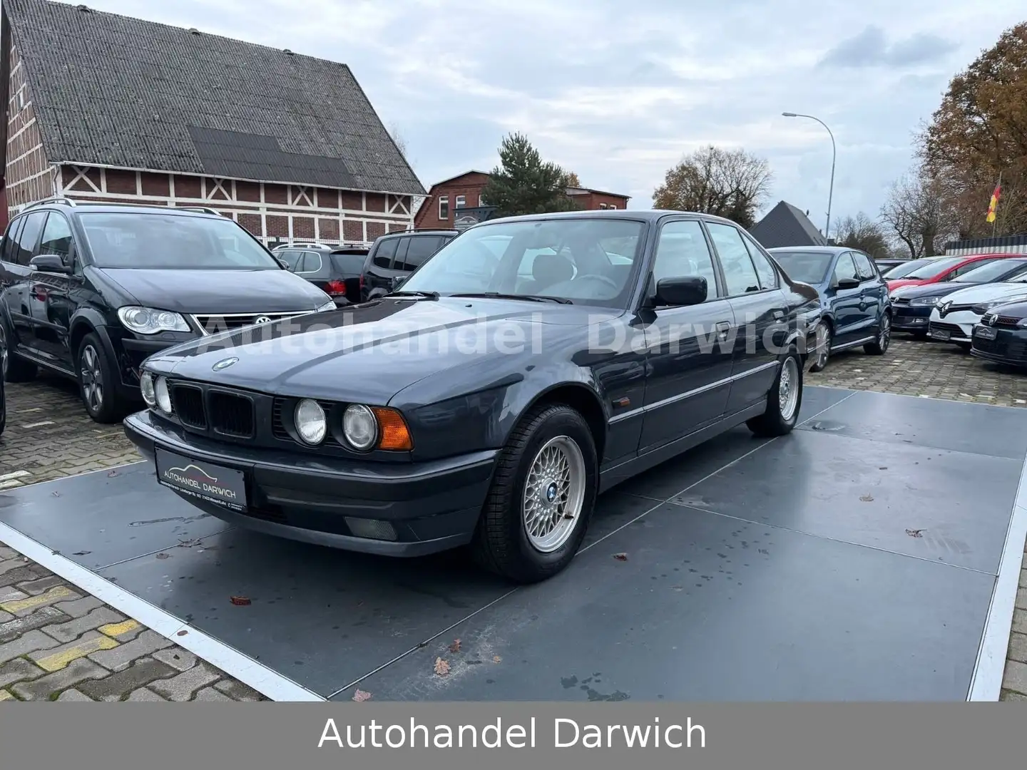 BMW 520 i E34 Lim 2.Hand S.Heft Klim/SSD Top Grau - 1