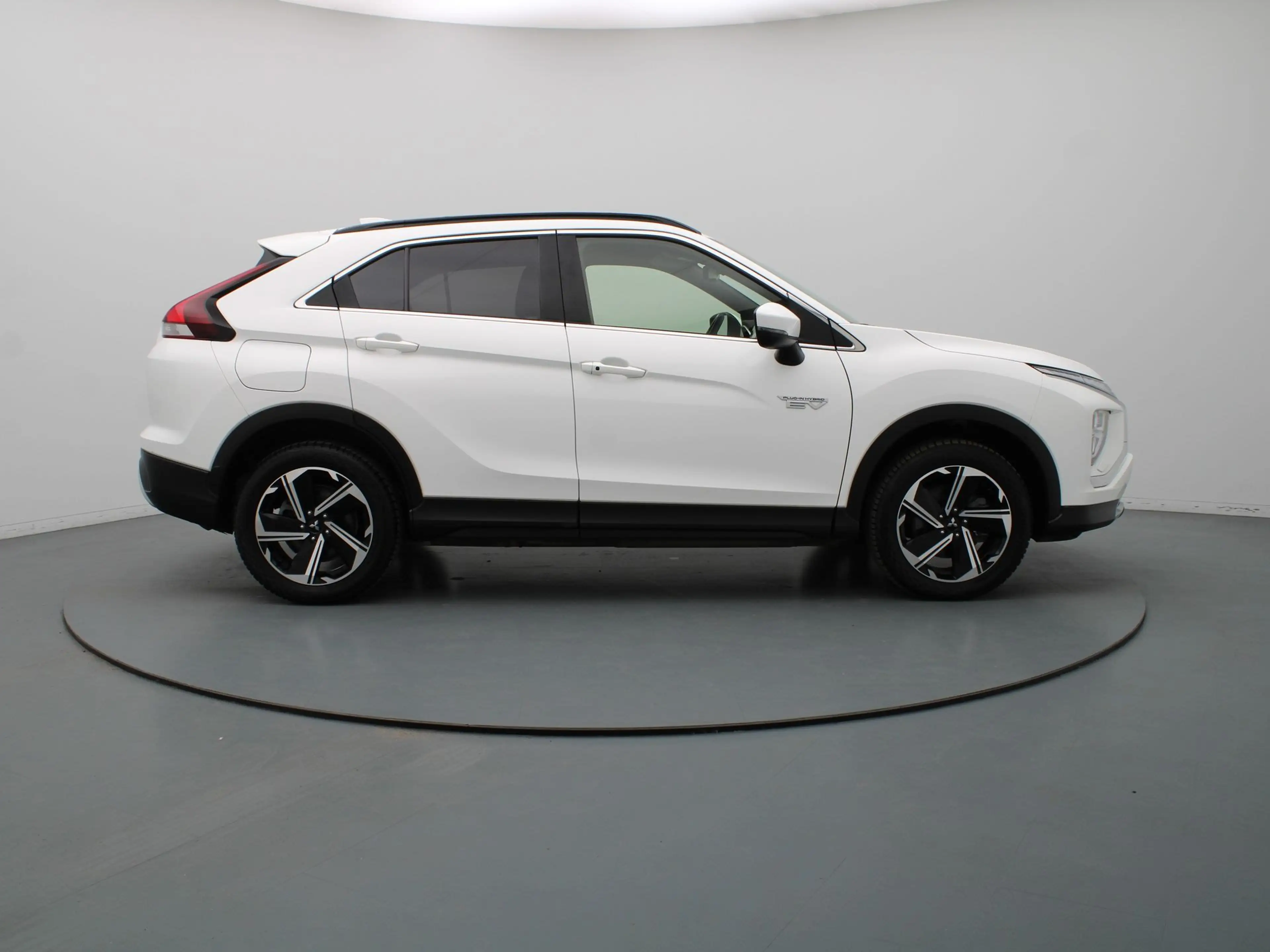 Mitsubishi Eclipse Cross 185pk PHEV Intense+ Automaat Camera | Cruise | Nav — photo 24