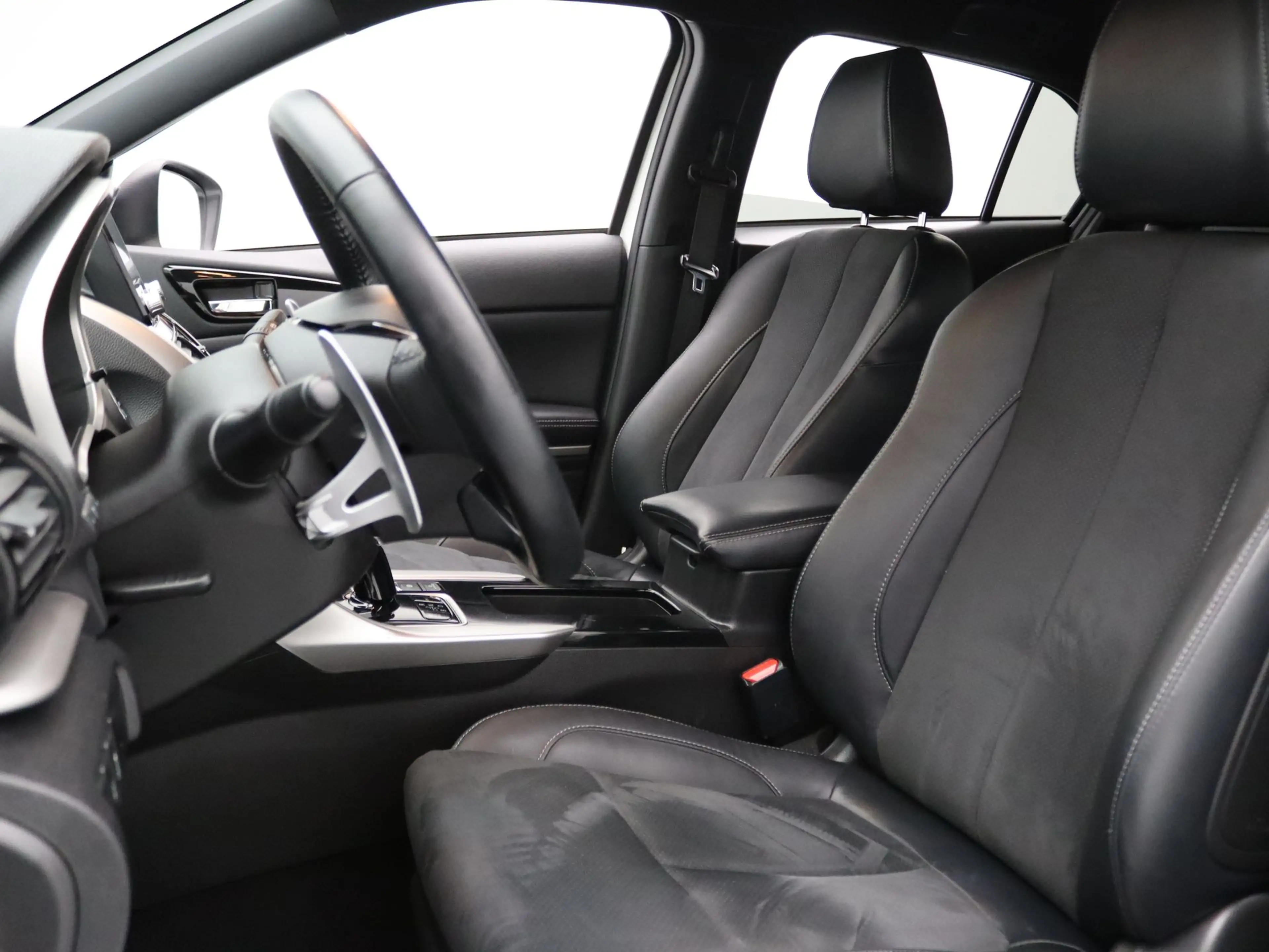Mitsubishi Eclipse Cross 185pk PHEV Intense+ Automaat Camera | Cruise | Nav — photo 5