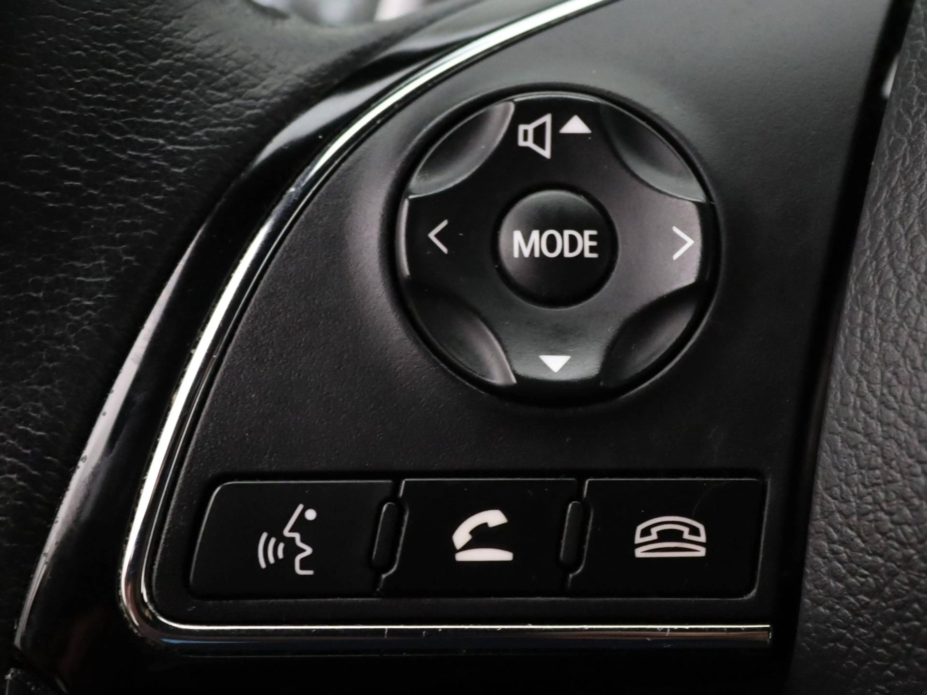 Mitsubishi Eclipse Cross 185pk PHEV Intense+ Automaat Camera | Cruise | Nav — photo 14