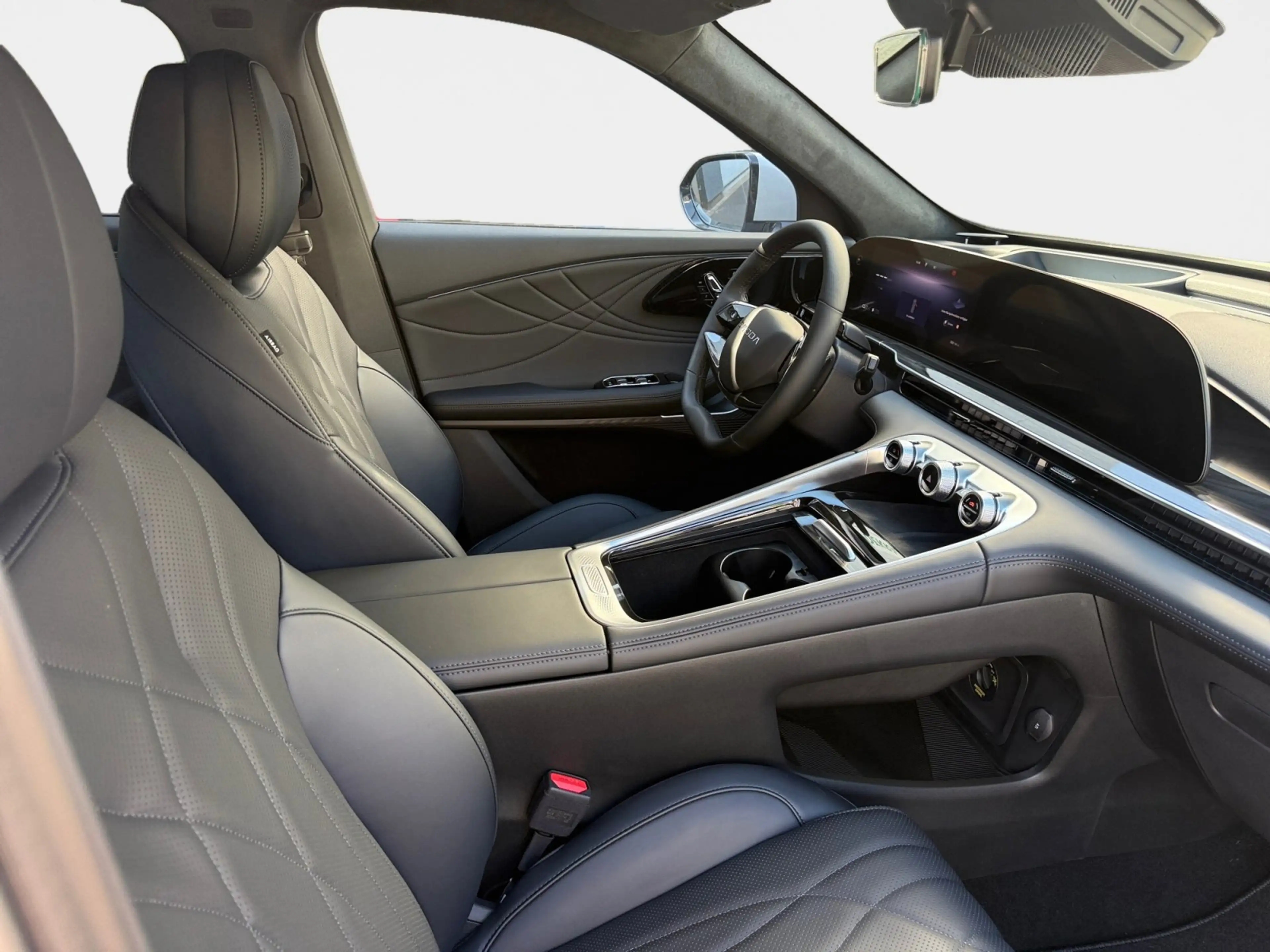 Omoda 9 PHEV 1.5 GDI Hybrid AWD +0%Fianzierung+AKTION++ — photo 12