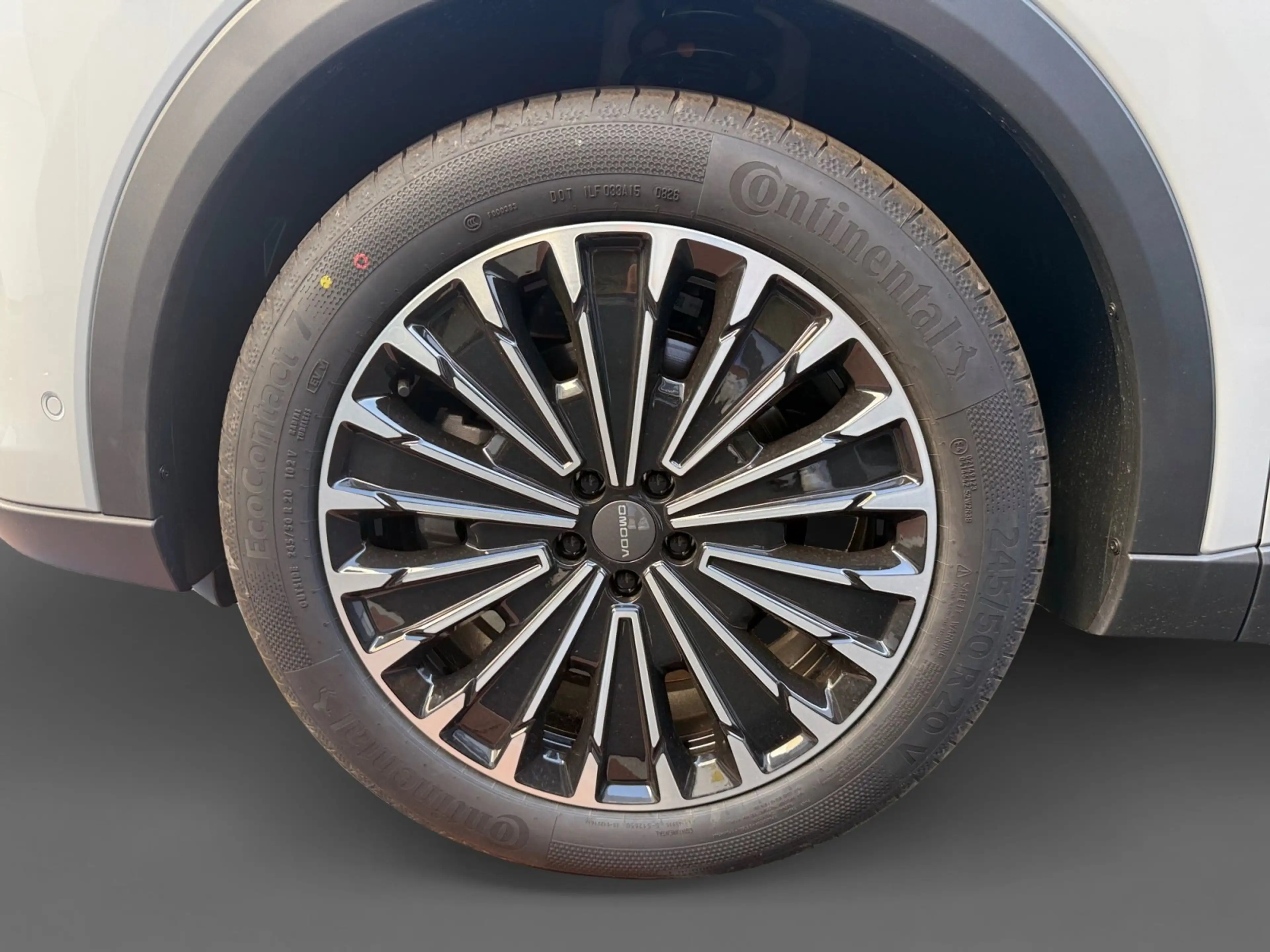 Omoda 9 PHEV 1.5 GDI Hybrid AWD +0%Fianzierung+AKTION++ — photo 13