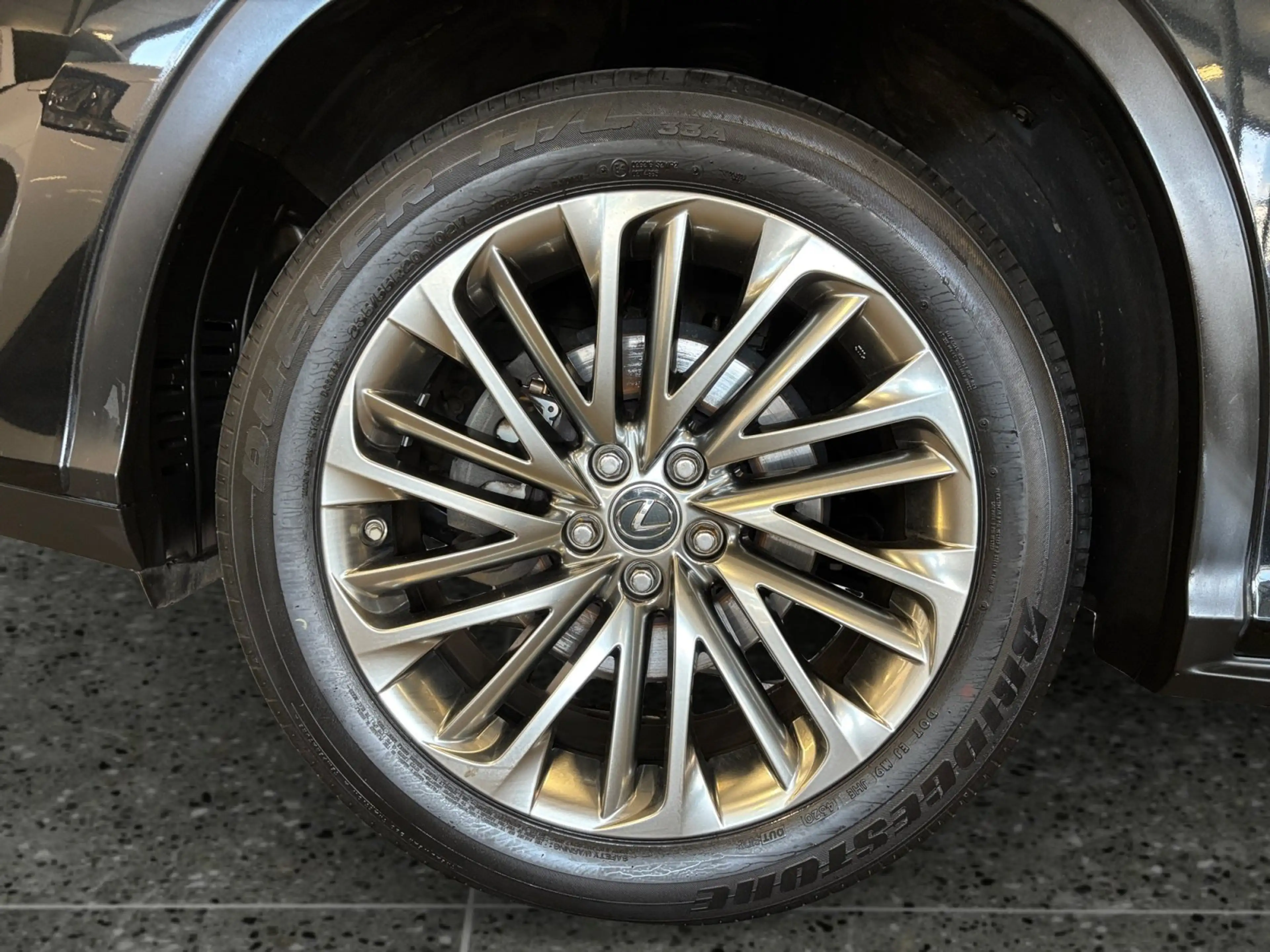 Lexus RX 450h E-Four Luxury Line AHK/M&L/PANO — photo 15