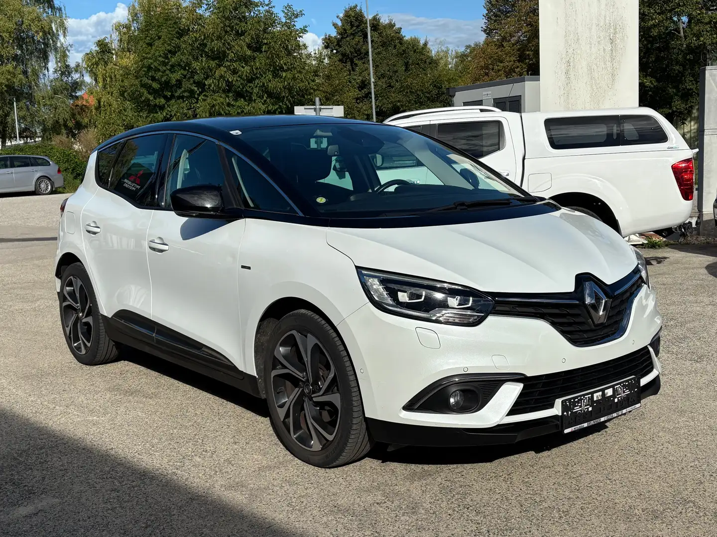 Renault Scenic Energy dCi 110 Bose Weiß - 1
