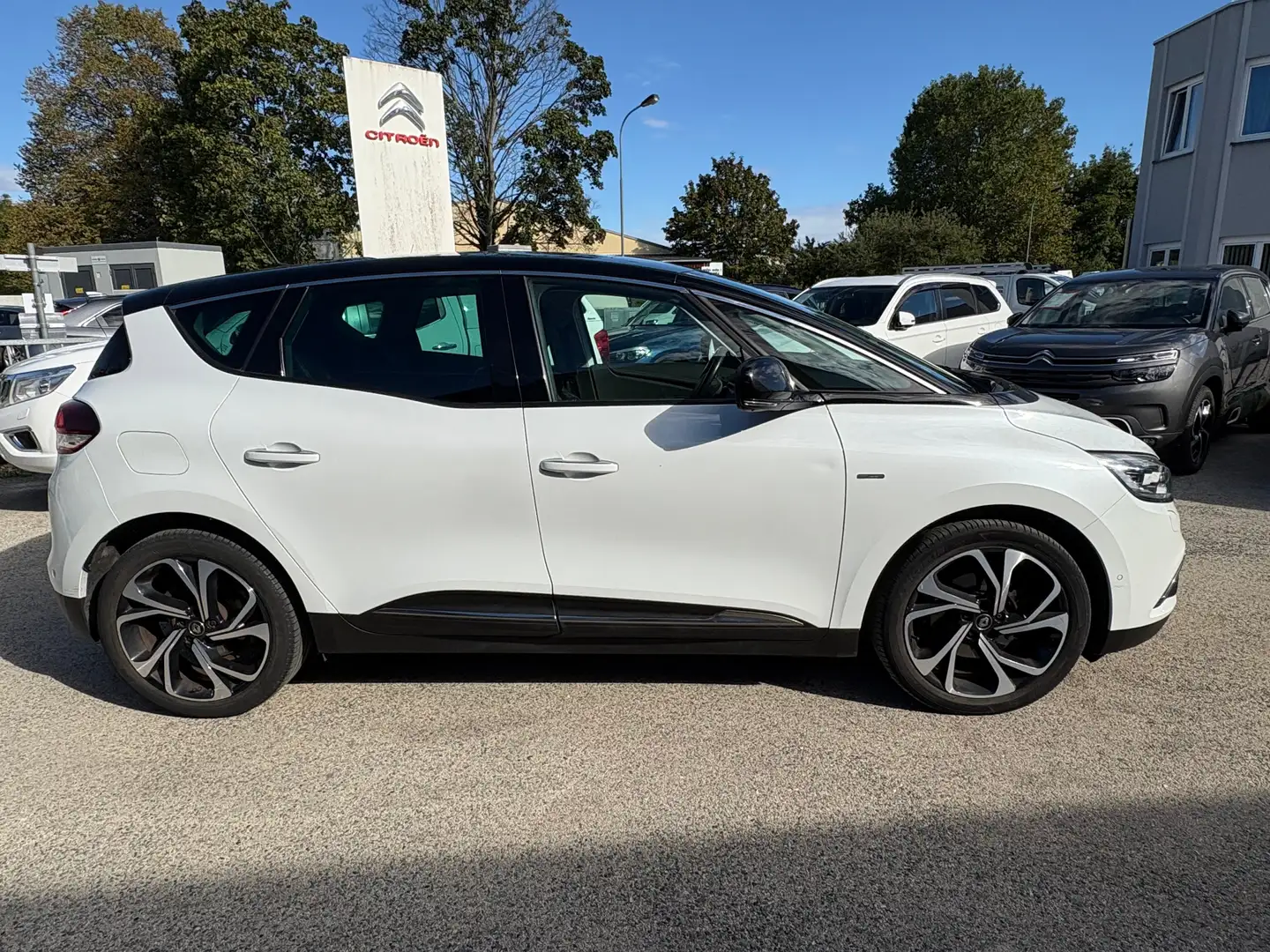 Renault Scenic Energy dCi 110 Bose Weiß - 2