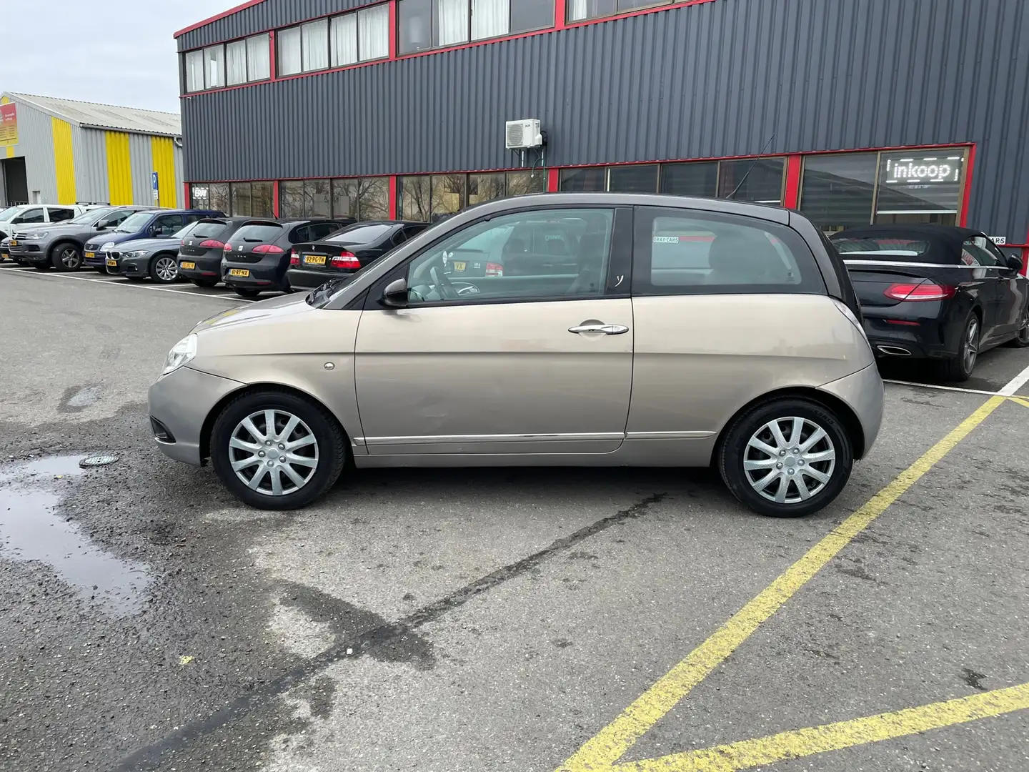 Lancia Ypsilon 1.4-16V / AUTOMAAT / NAP / Beige - 2
