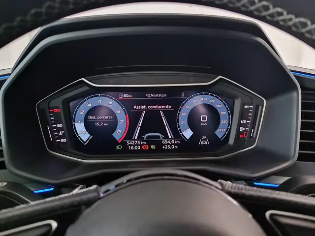 Audi A1 view 8
