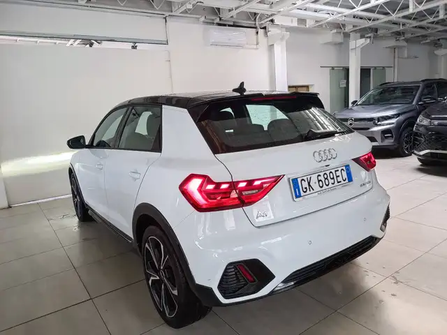 Audi A1 view 4