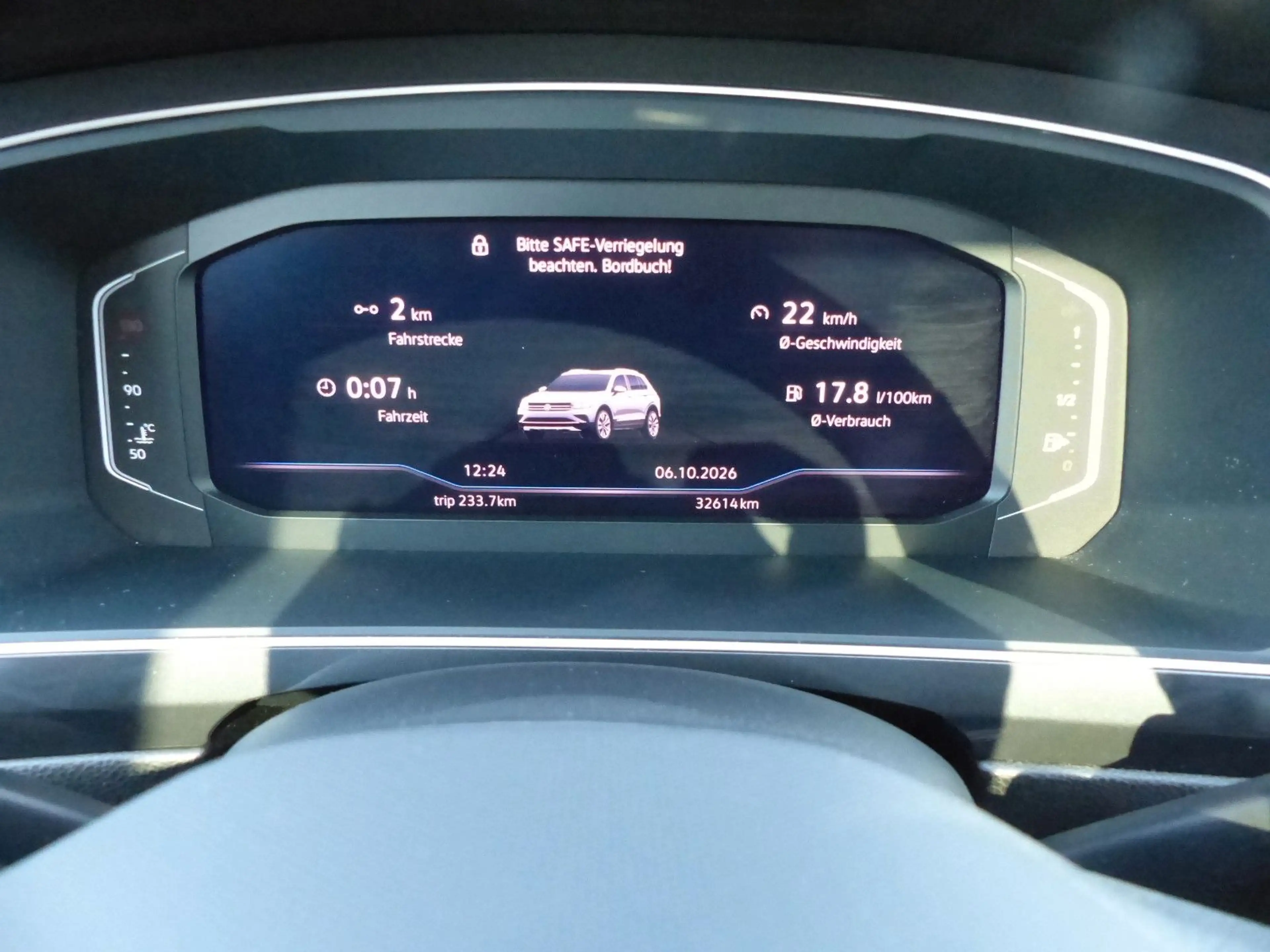 Volkswagen Tiguan Allspace Move Pano AHK Radar — photo 14