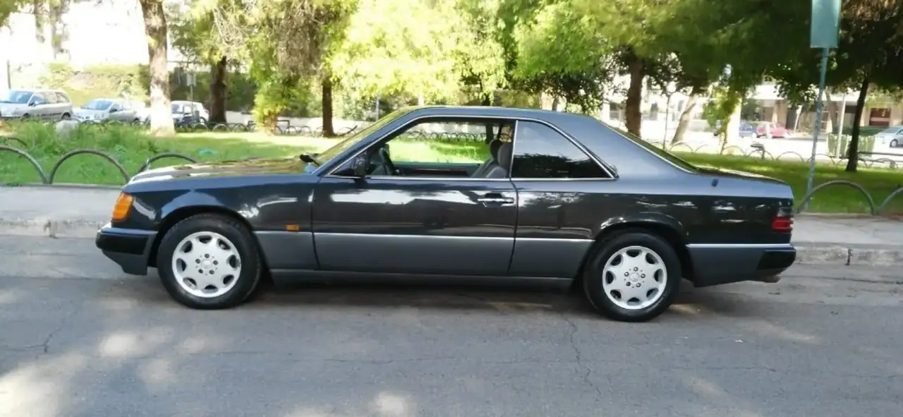 Mercedes-Benz CE 230, foto 1