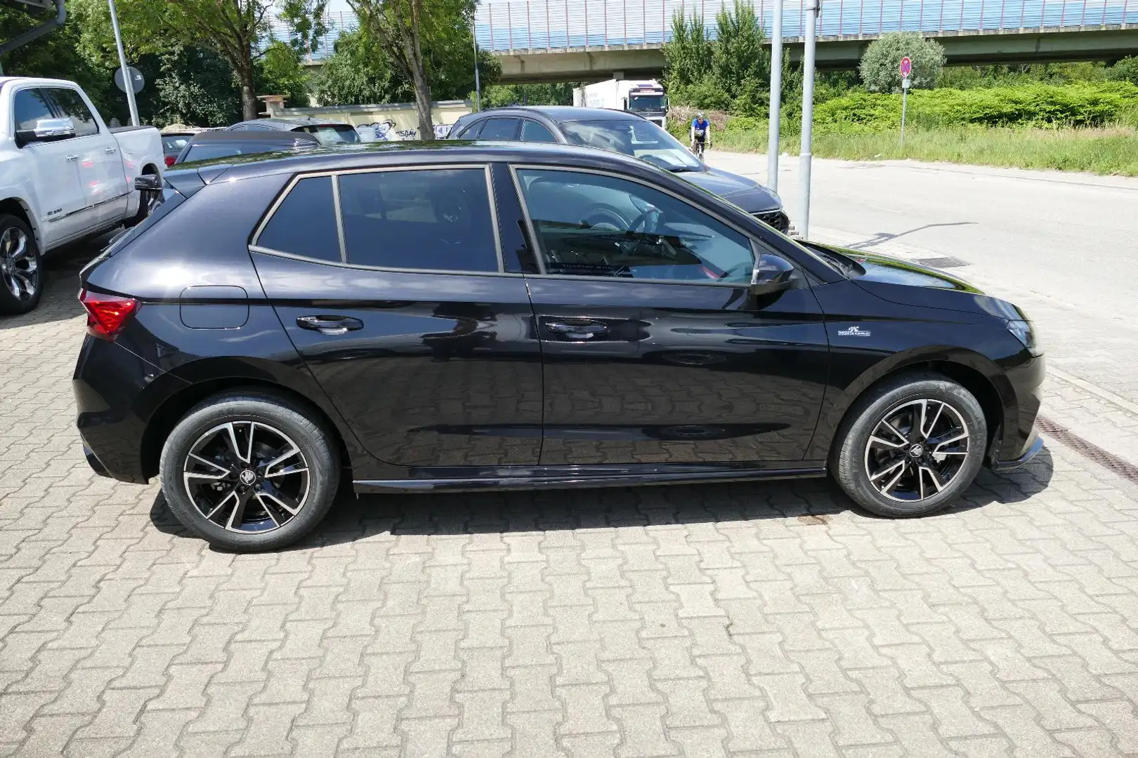 Skoda Fabia Monte Carlo*CAM*LENK u. Sitzheiz*APP*LED** Schwarz - 2