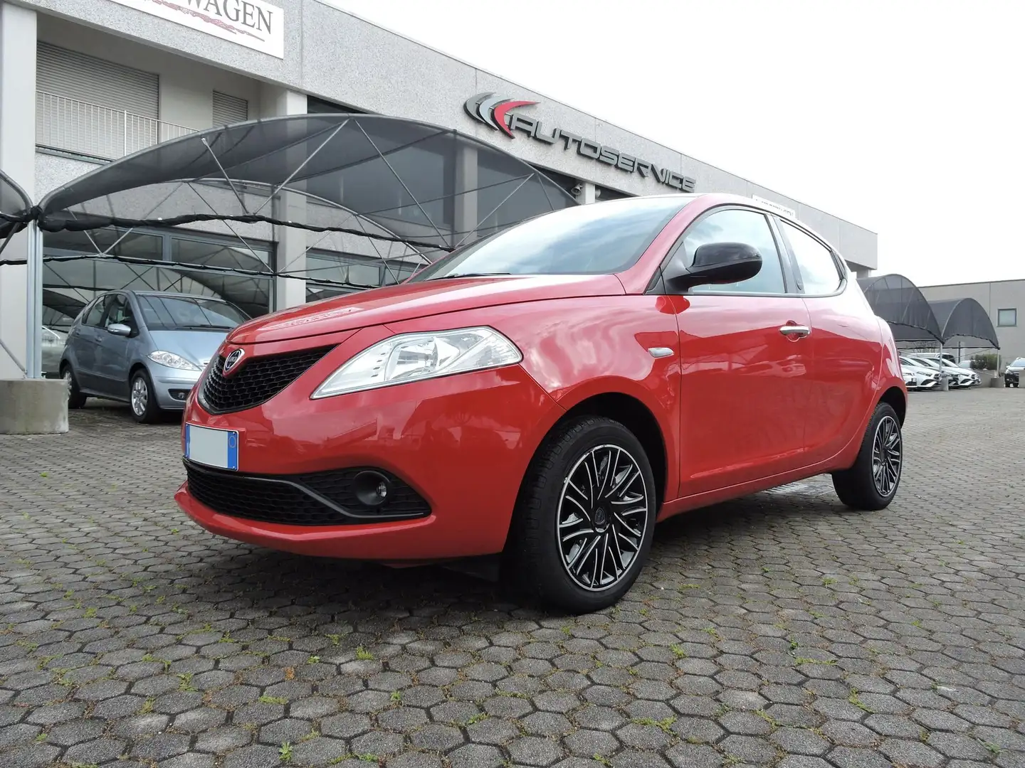 Lancia Ypsilon 1.0 FireFly 5 porte S&S Hybrid Gold Rosso - 1