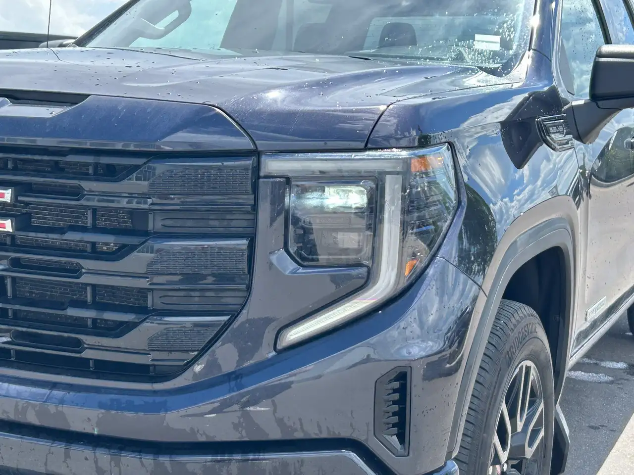 GMC Sierra 1500 снимка GMC Sierra 1500