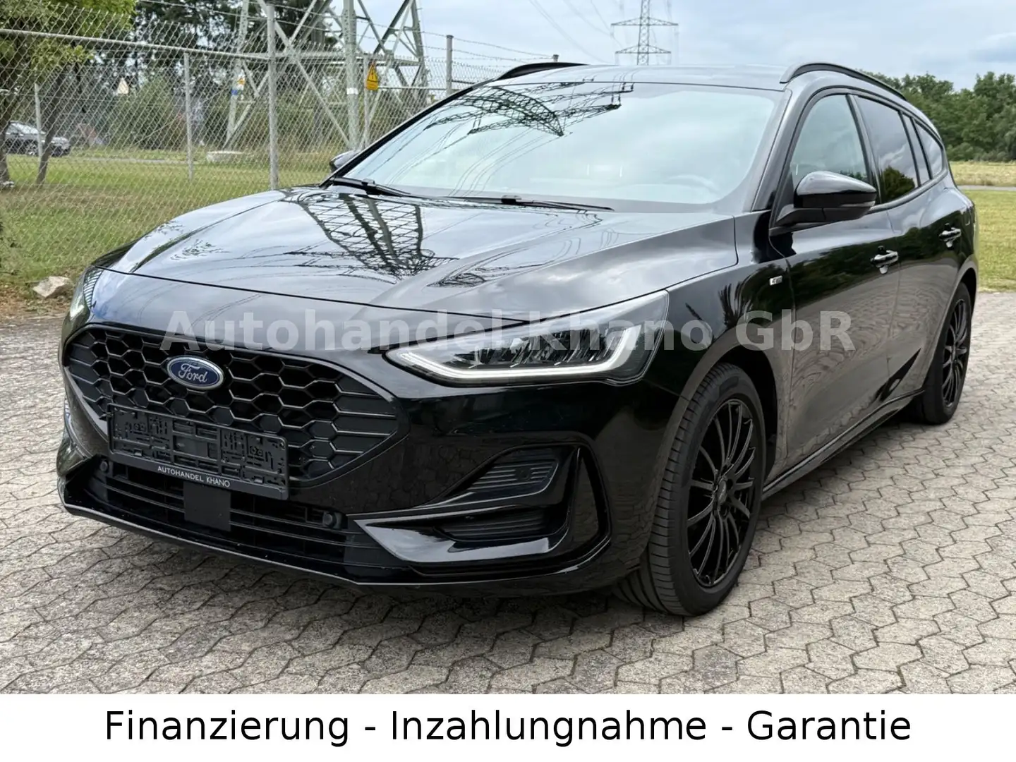 Ford Focus Turnier ST-Line 1.HAND Schwarz - 2