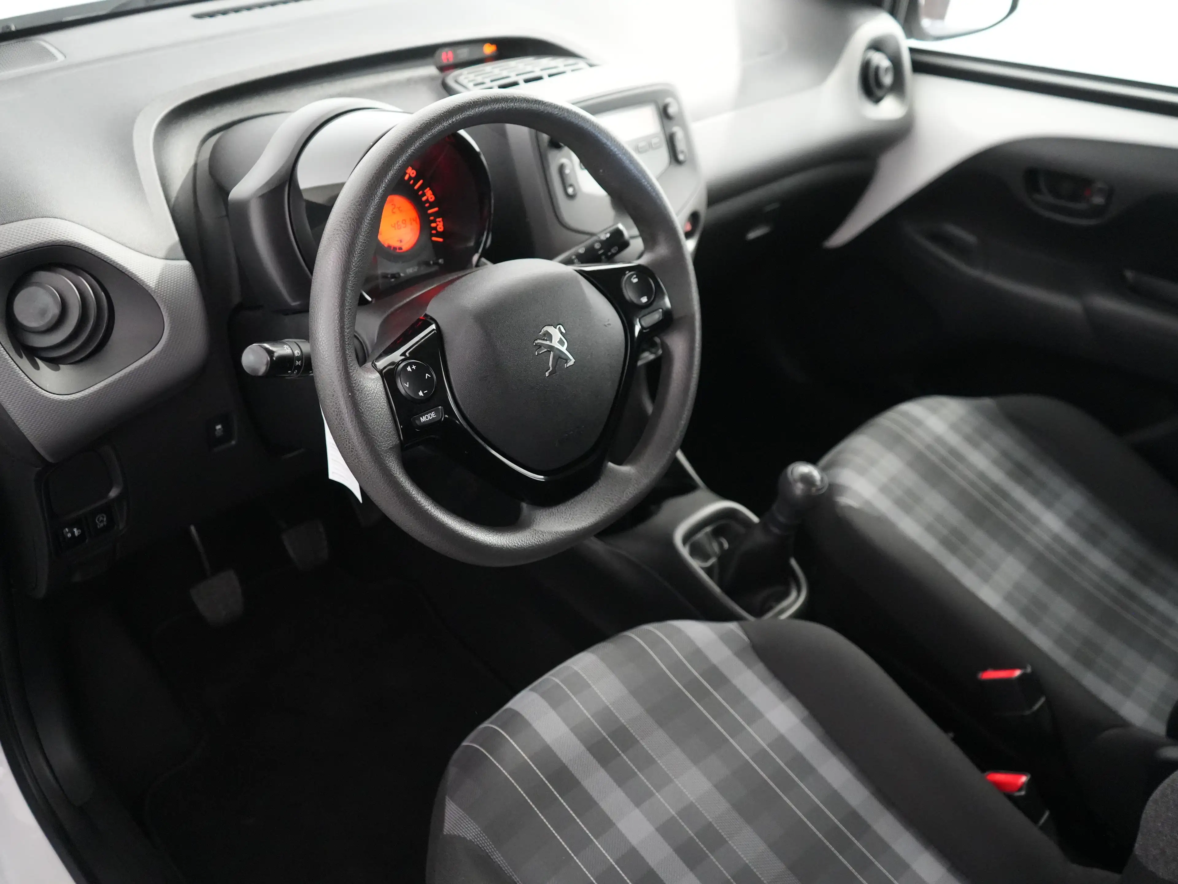 Peugeot 108 1.0 e-VTi Active | Airco | Bestuurdersstoel in hoo — photo 7