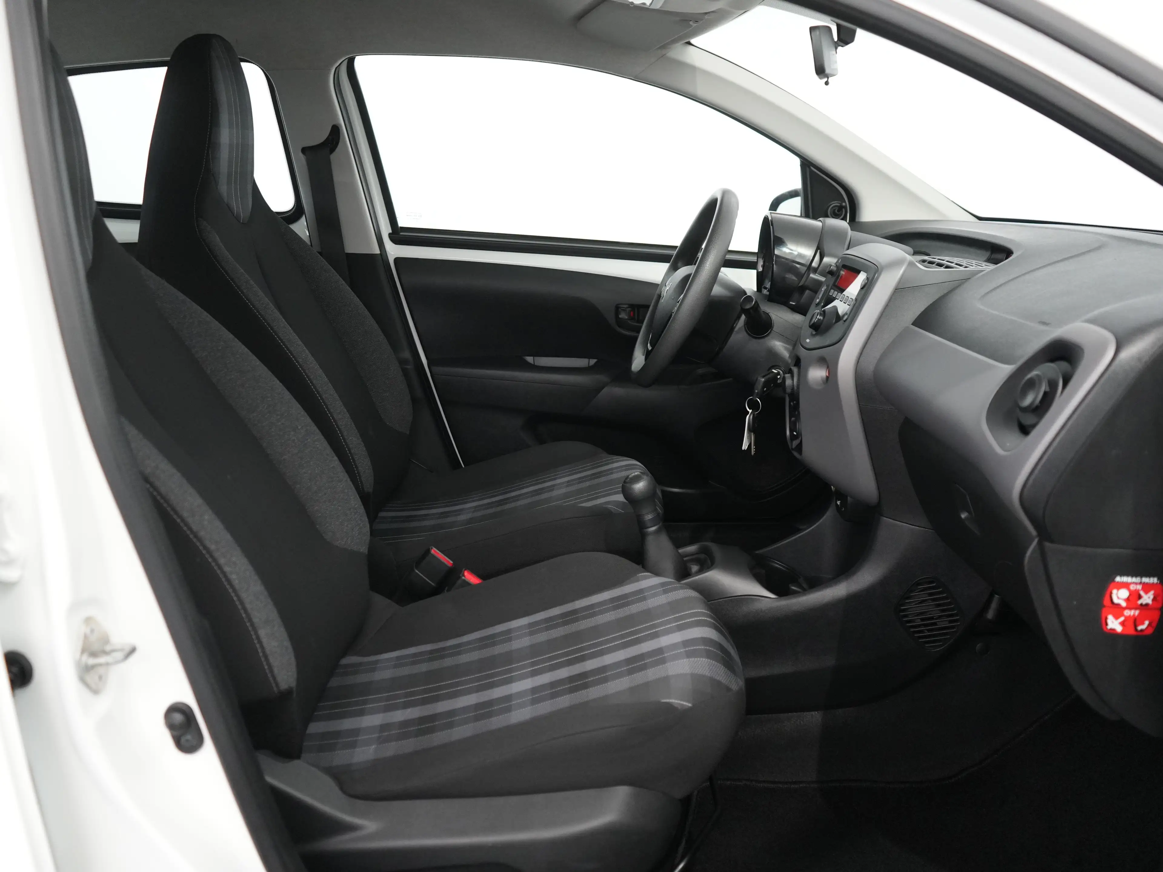 Peugeot 108 1.0 e-VTi Active | Airco | Bestuurdersstoel in hoo — photo 4