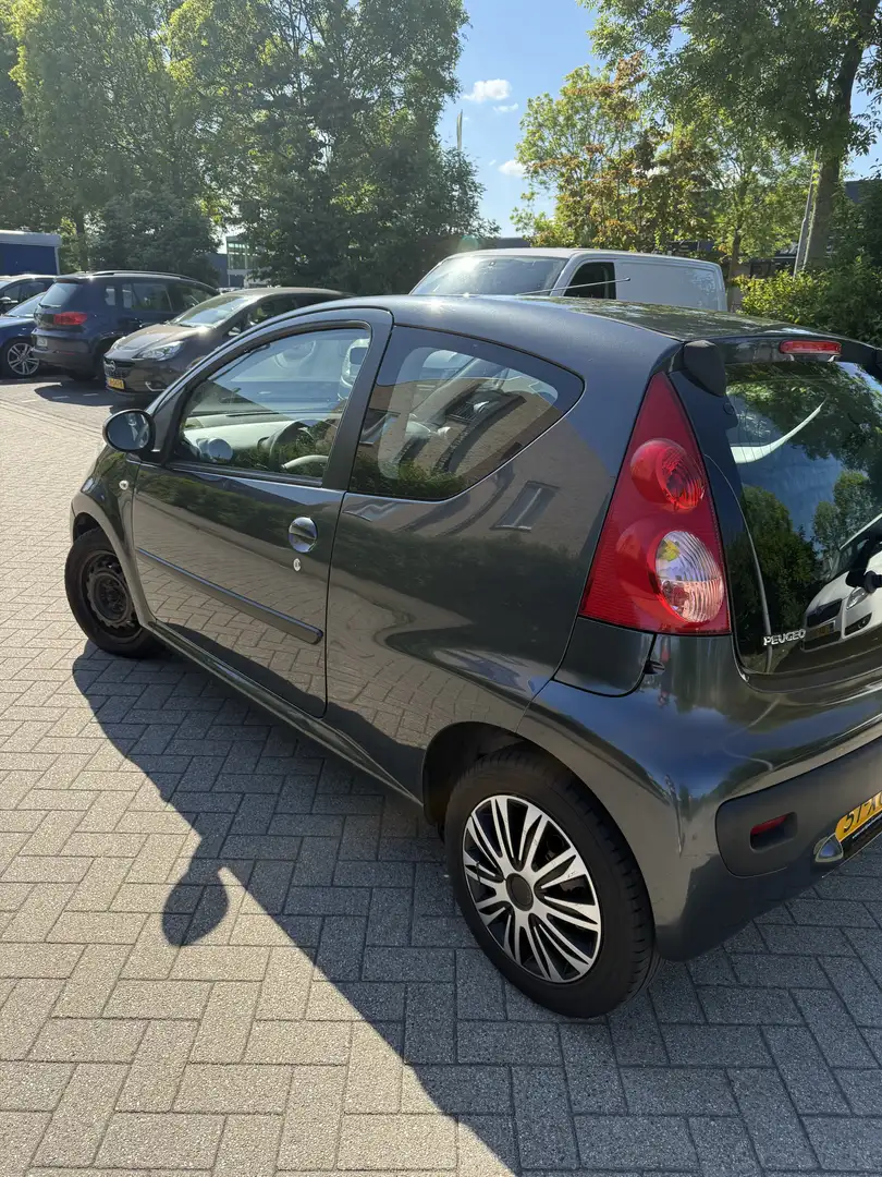Peugeot 107 1.0-12V XS Grijs - 2