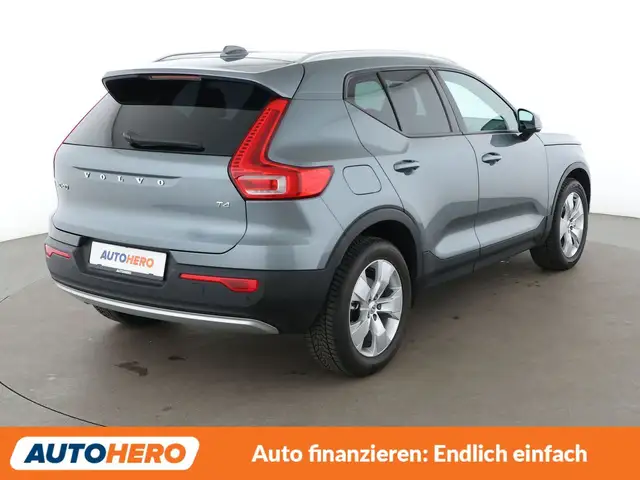 Volvo XC40 view 6