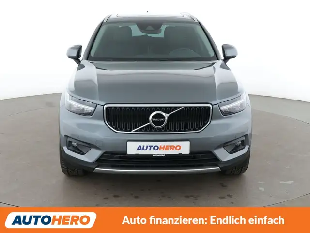 Volvo XC40 view 9