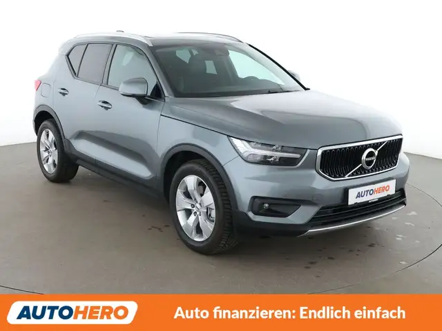 Volvo XC40 view 8