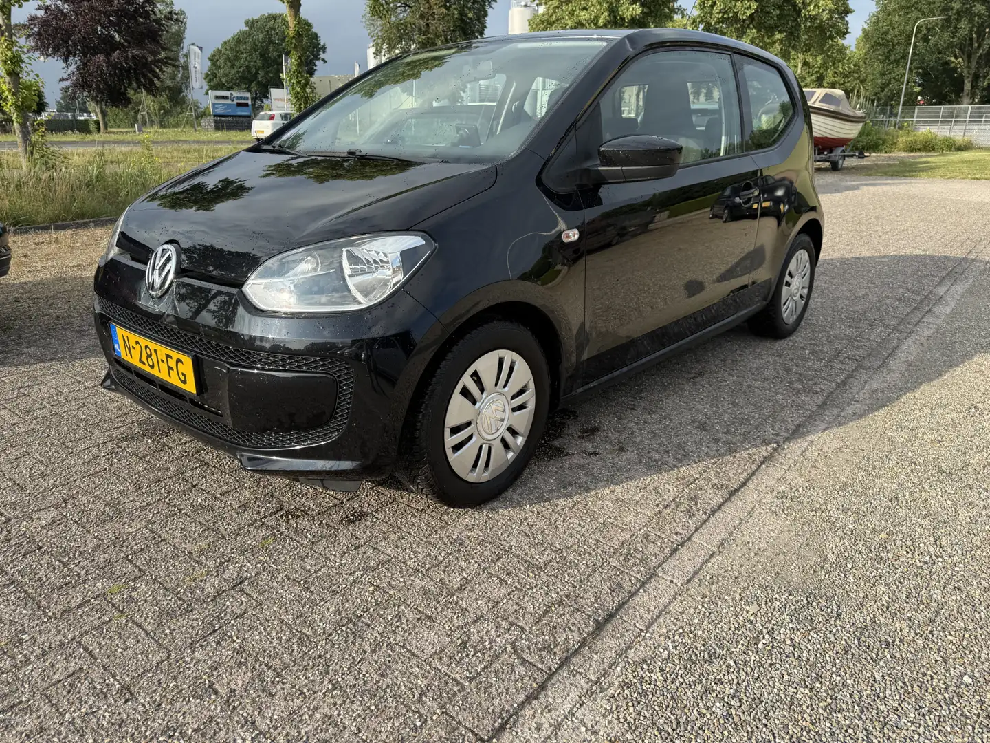 Volkswagen up! 1.0 move up! BlueMotion. Airco, Navi ! Zwart - 1