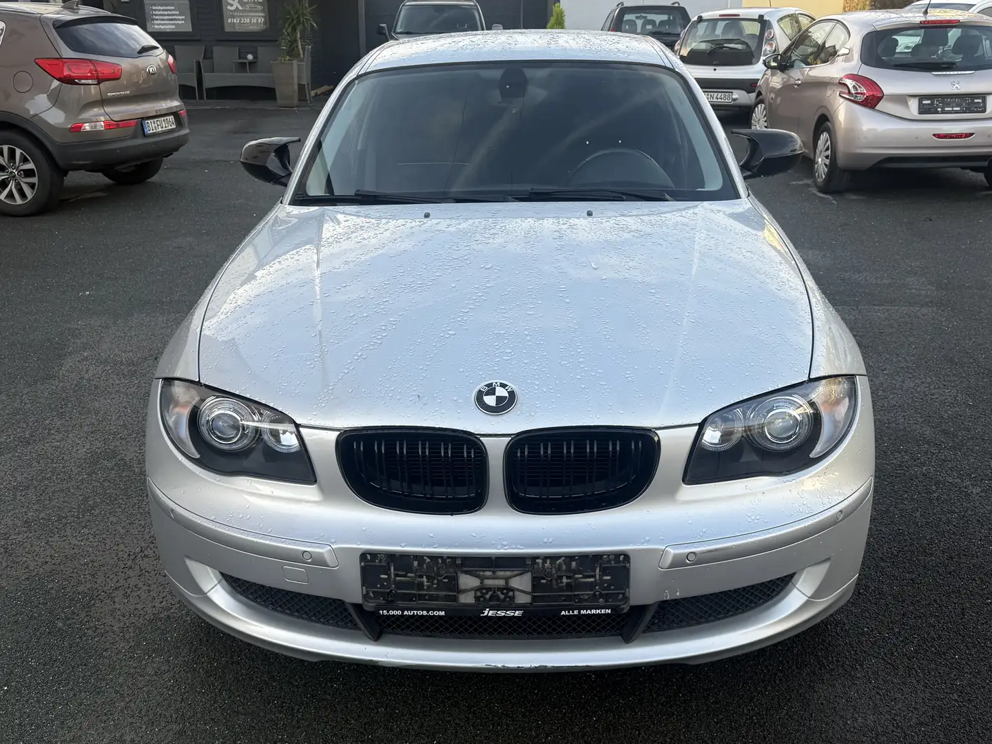 BMW 120 120i Automatik Silber - 2